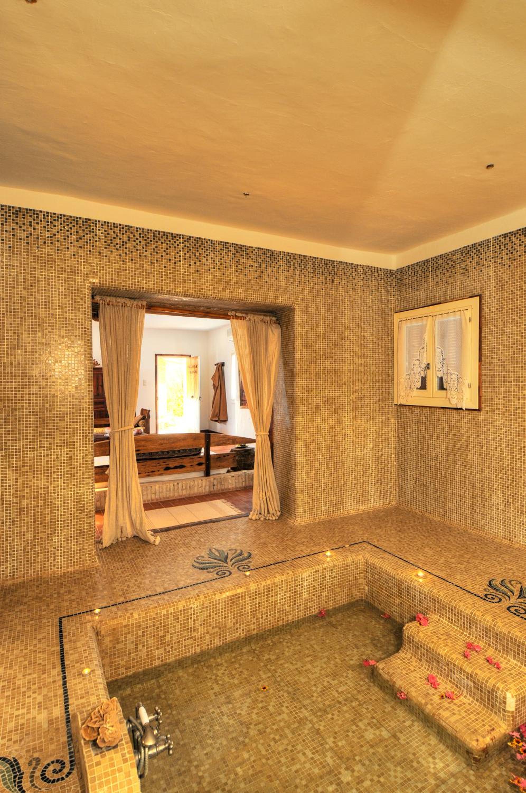 Superior King Room photo 2