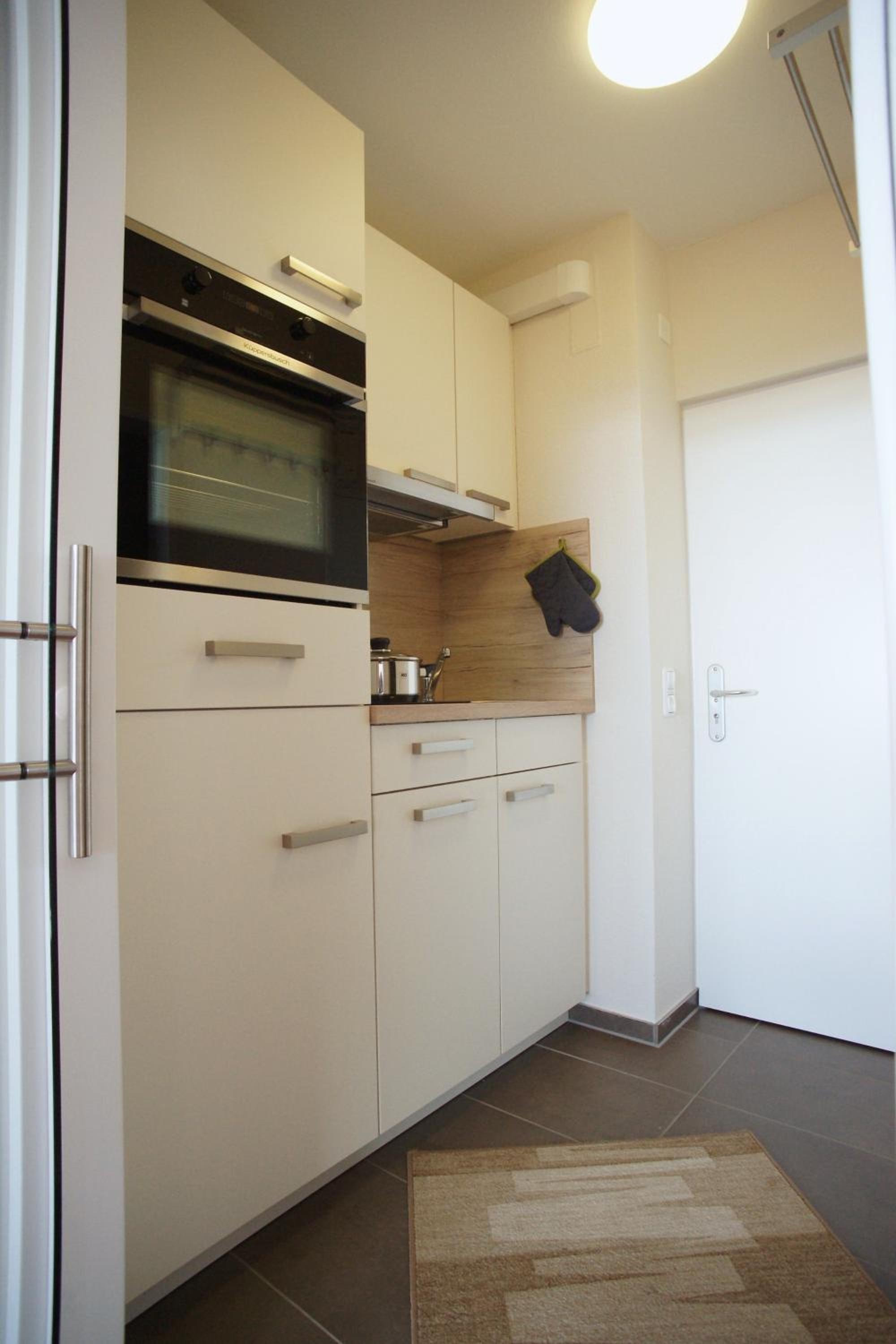 One-Bedroom Apartment photo 2