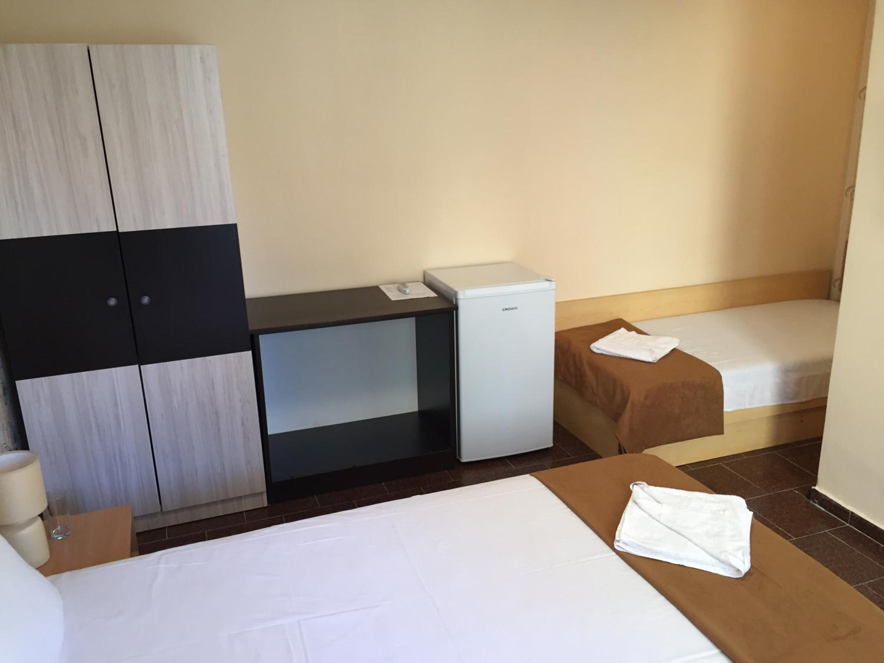 Triple Room - Disability Access photo 2
