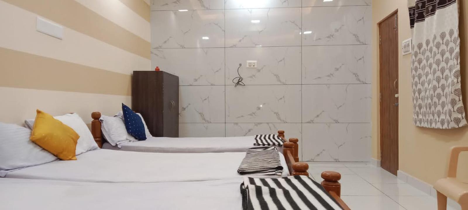 Standard Triple Room photo 3