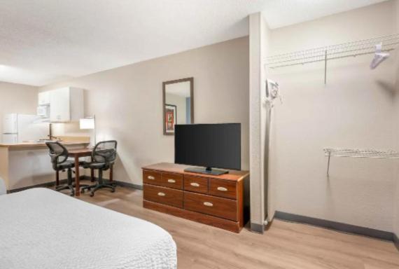 Studio with 2 Double Beds - Non-Smoking - Photo 10