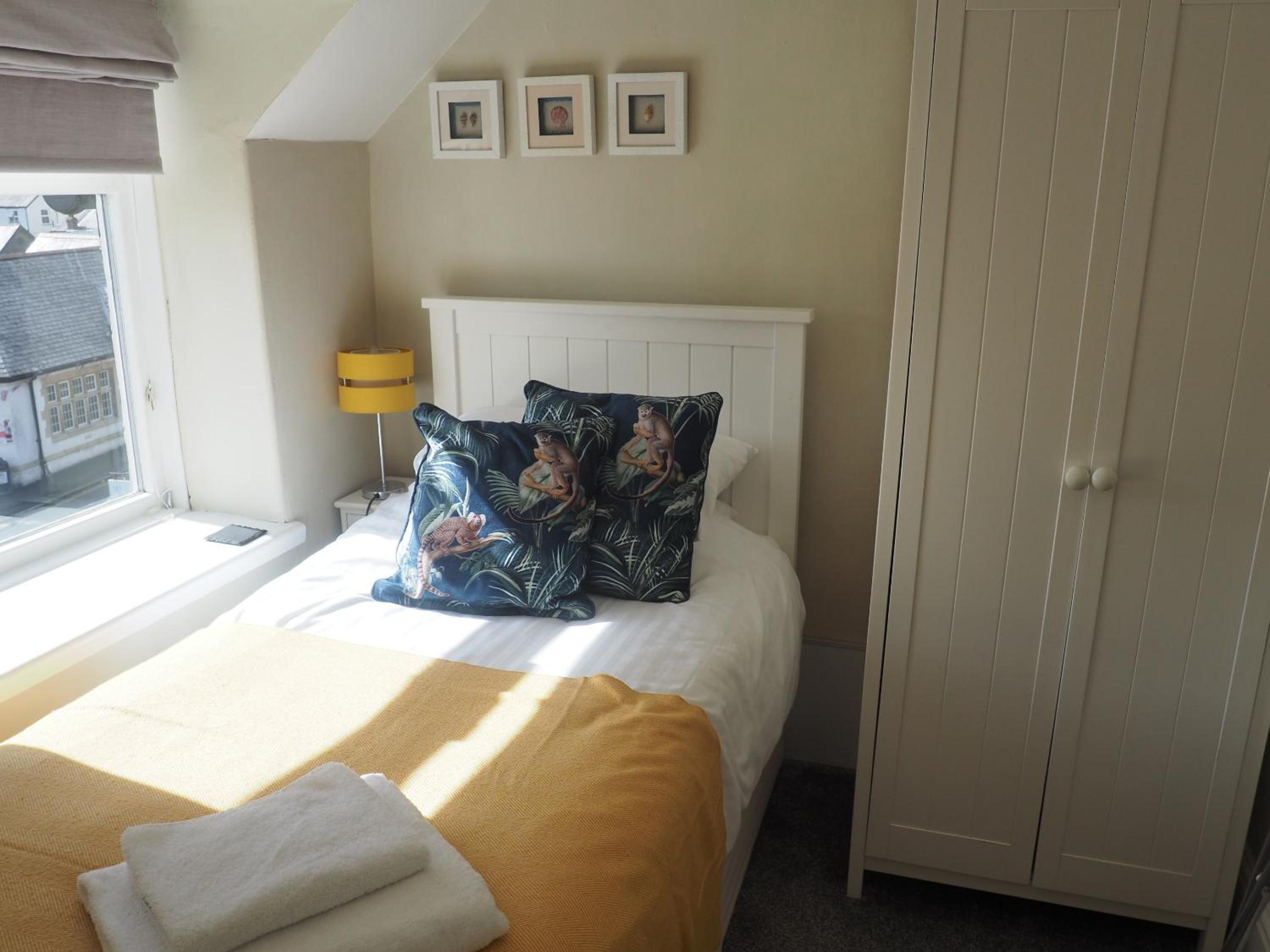 Classic Triple Room photo 2