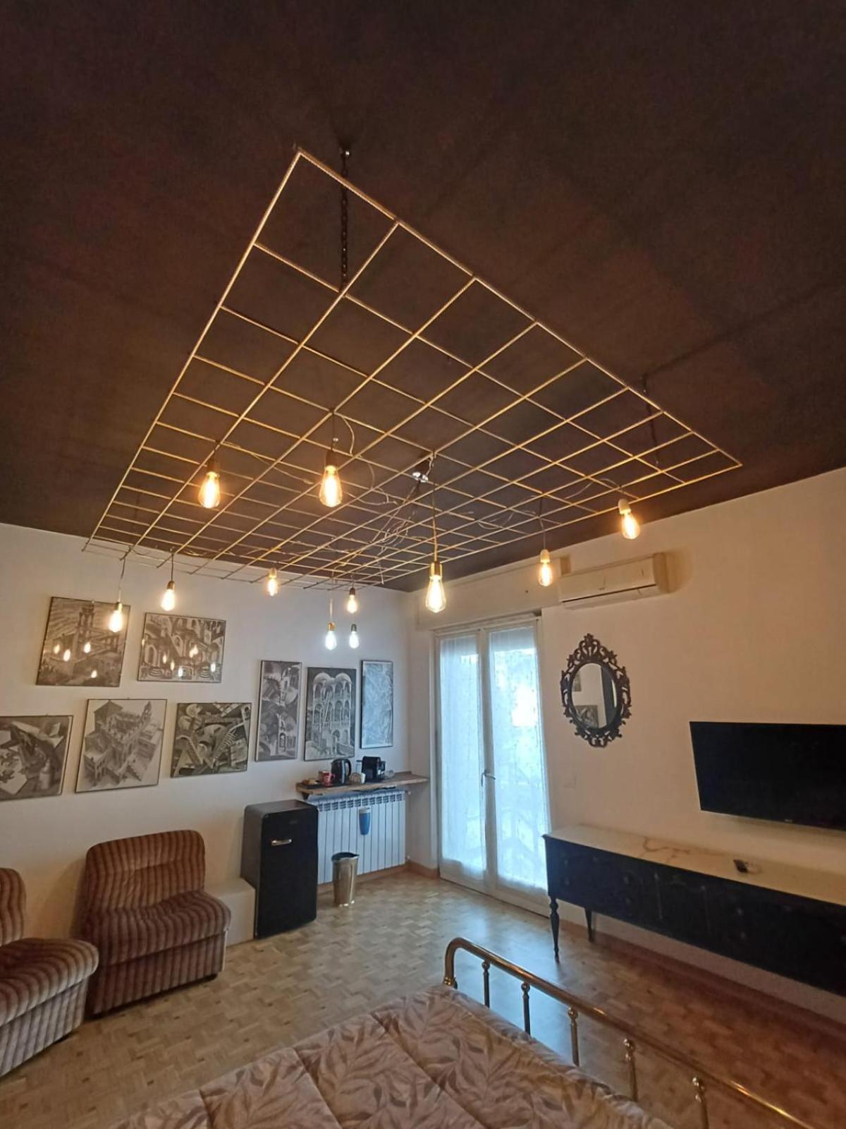 Deluxe Room - Photo 8