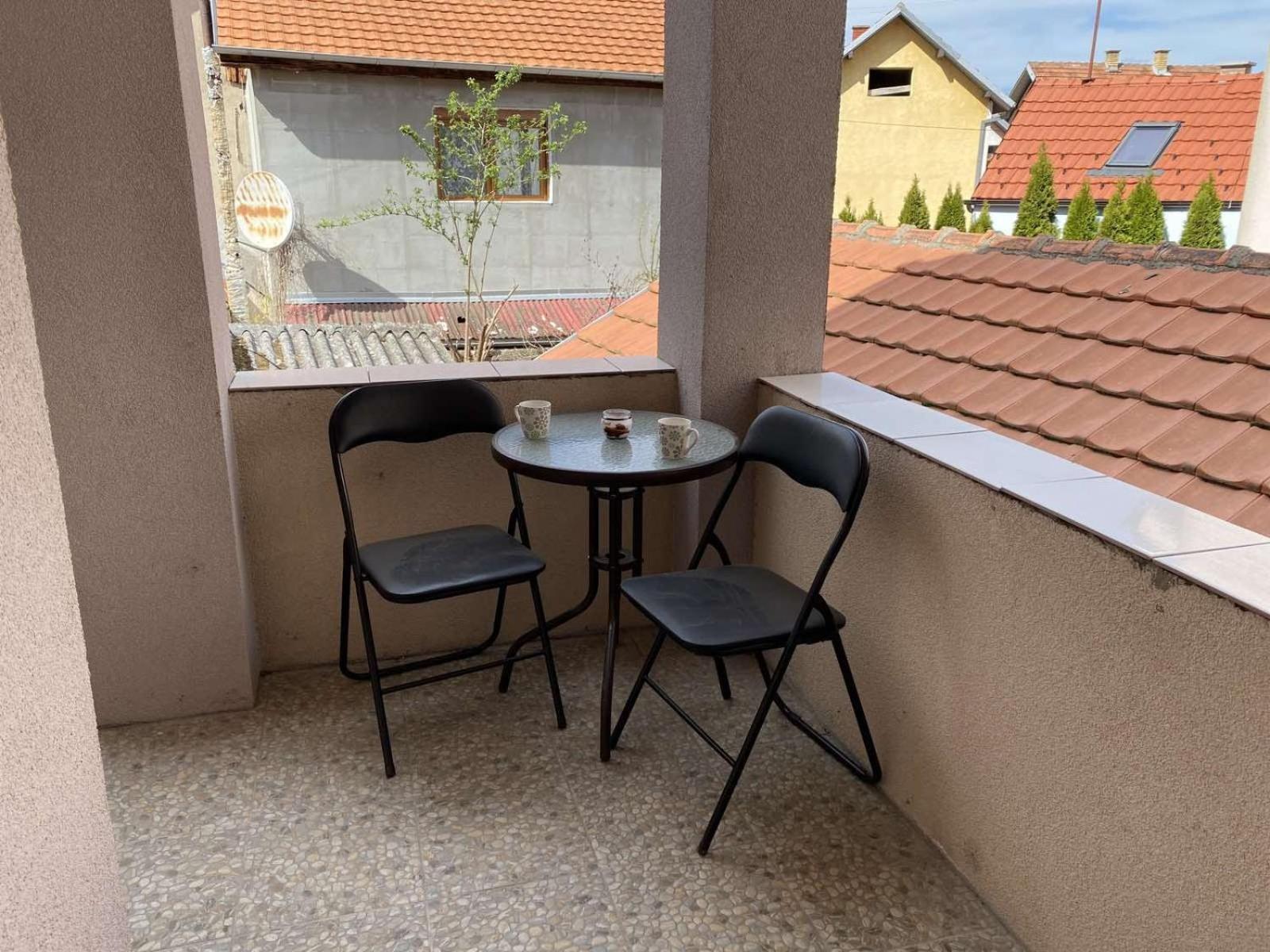One-Bedroom Apartment with Balcony photo 2