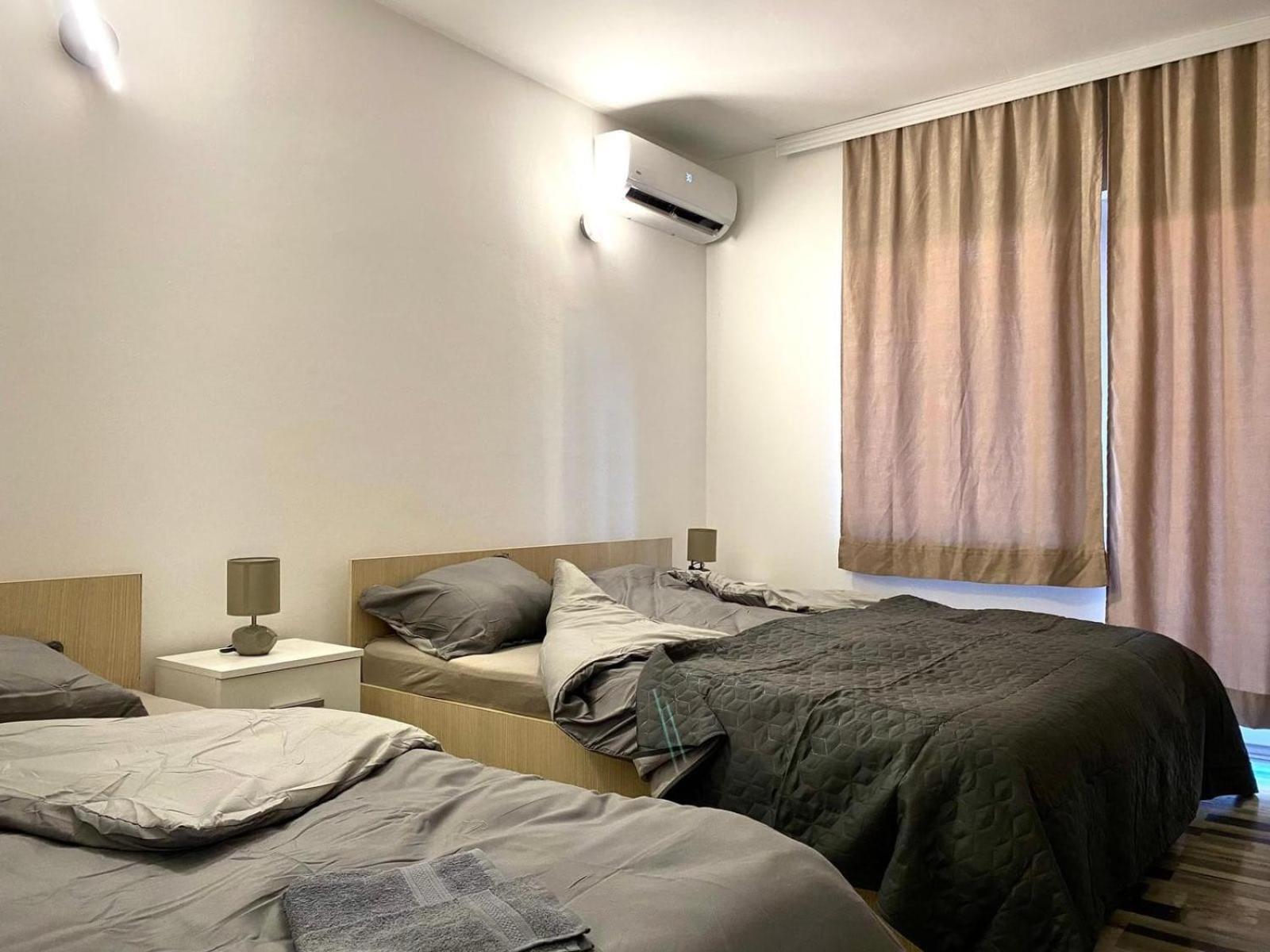 One-Bedroom Apartment with Balcony photo 3