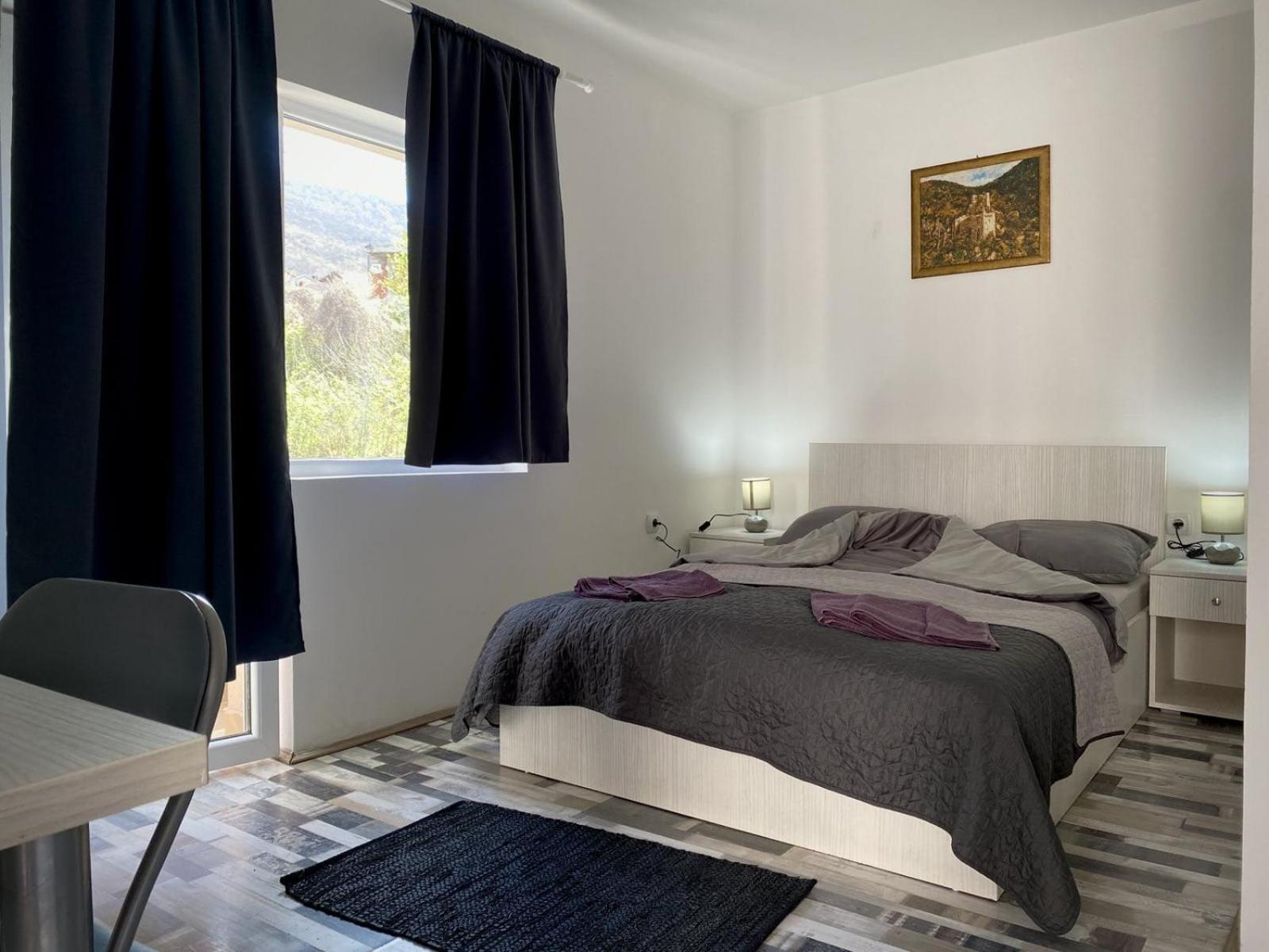 One-Bedroom Apartment with Balcony photo 1