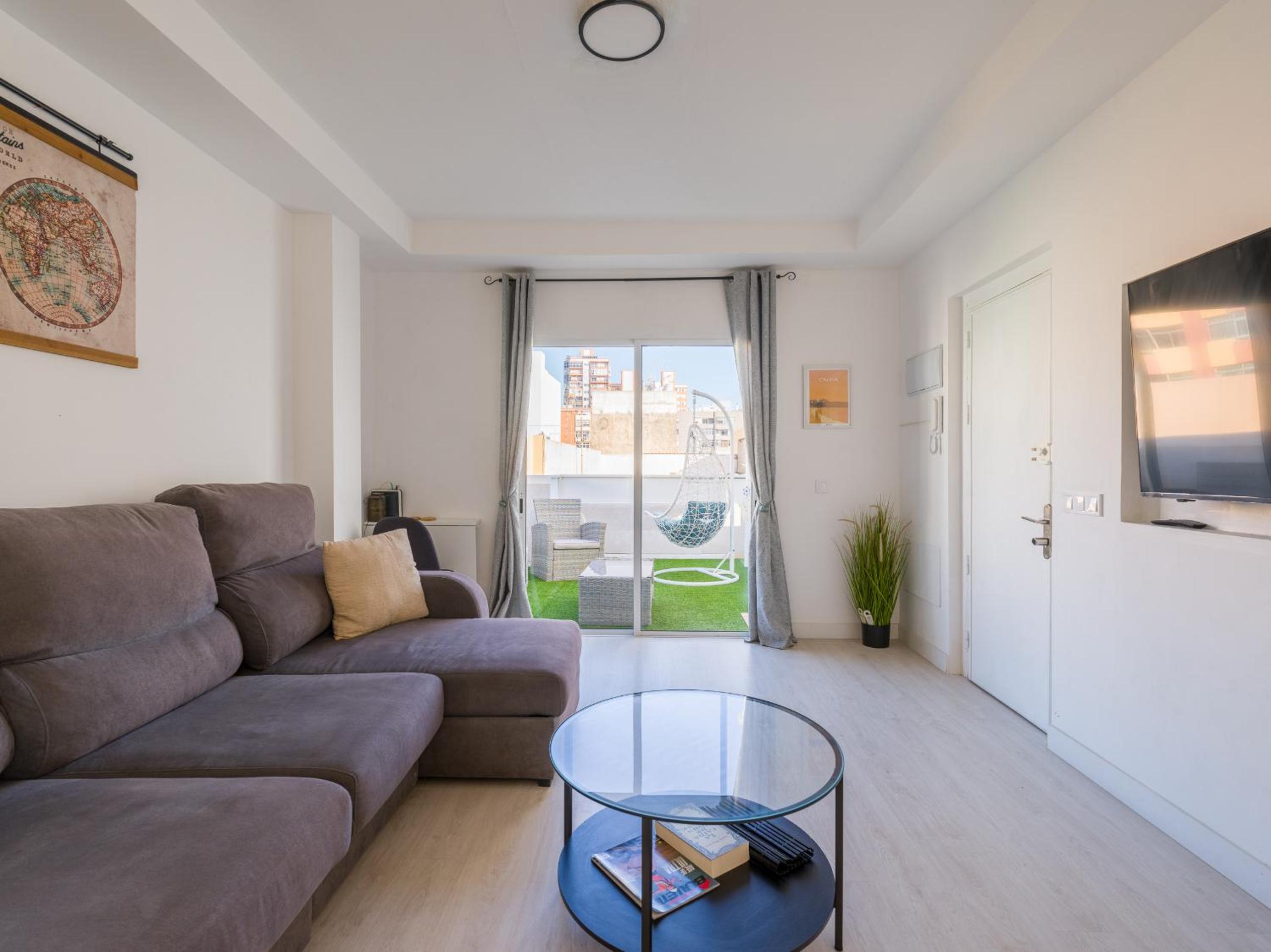 Apartamento de Dos Habitaciones con Terraza