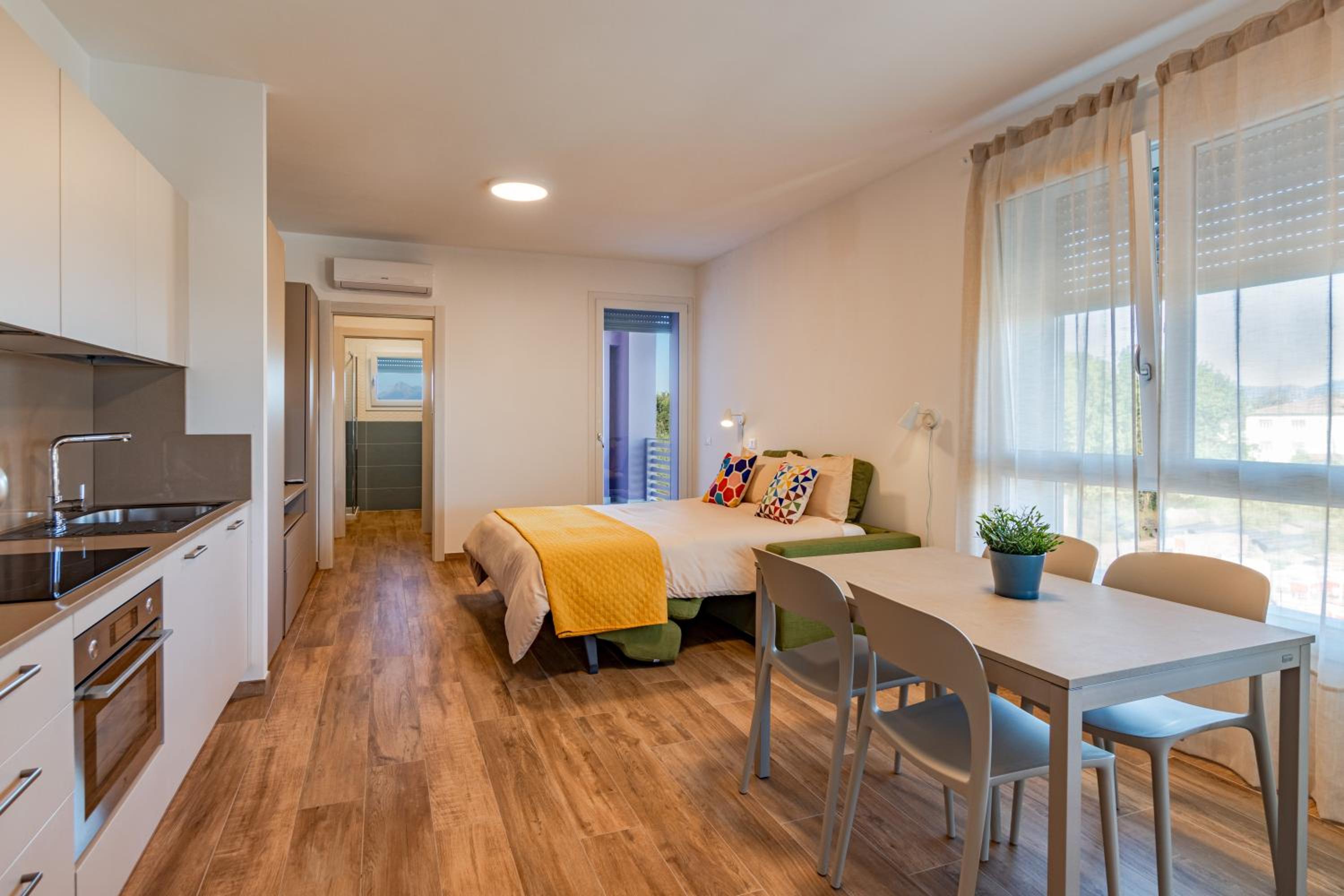 One-Bedroom Apartment