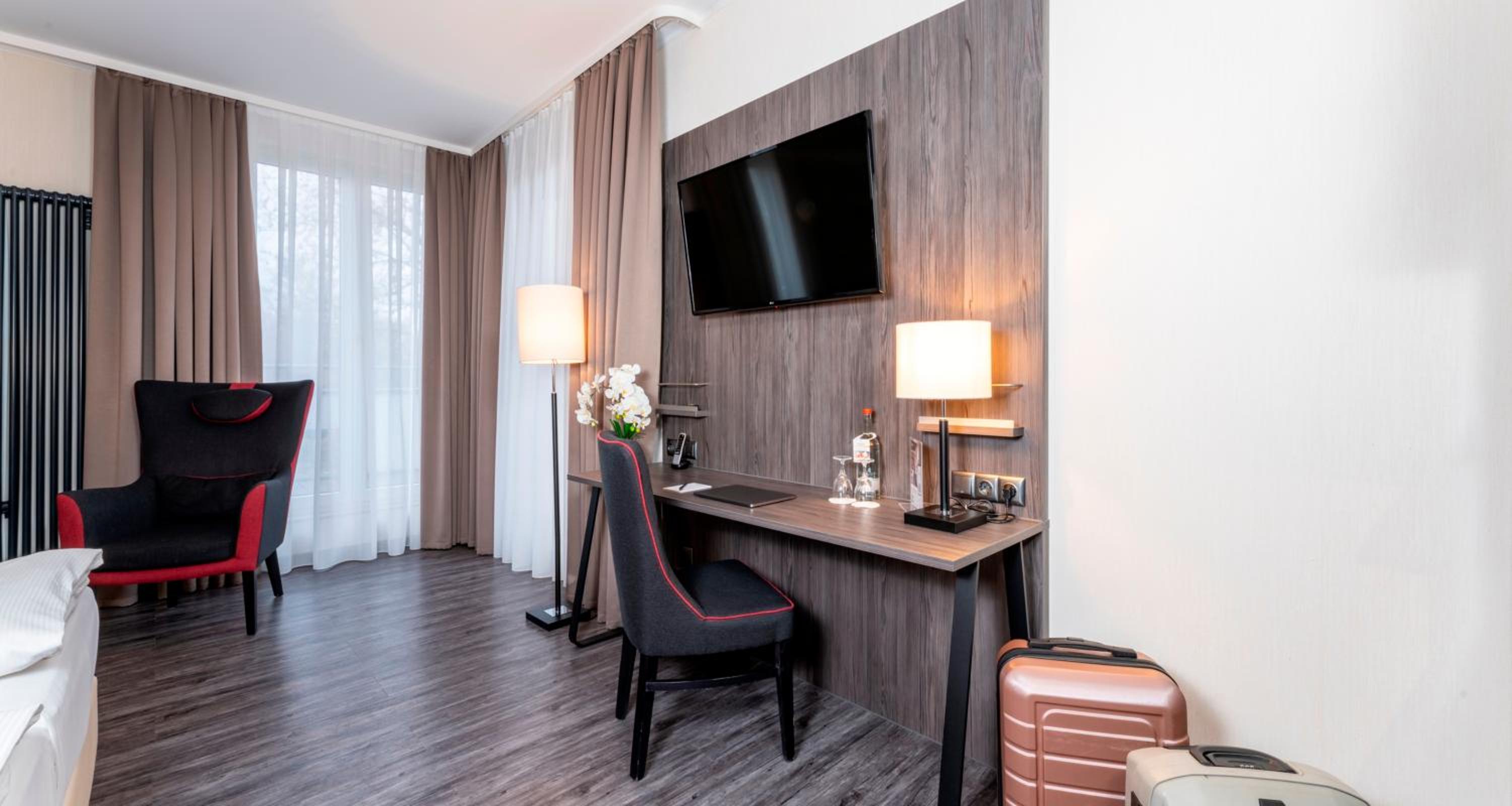 Comfort Single Room - Park Side photo 2