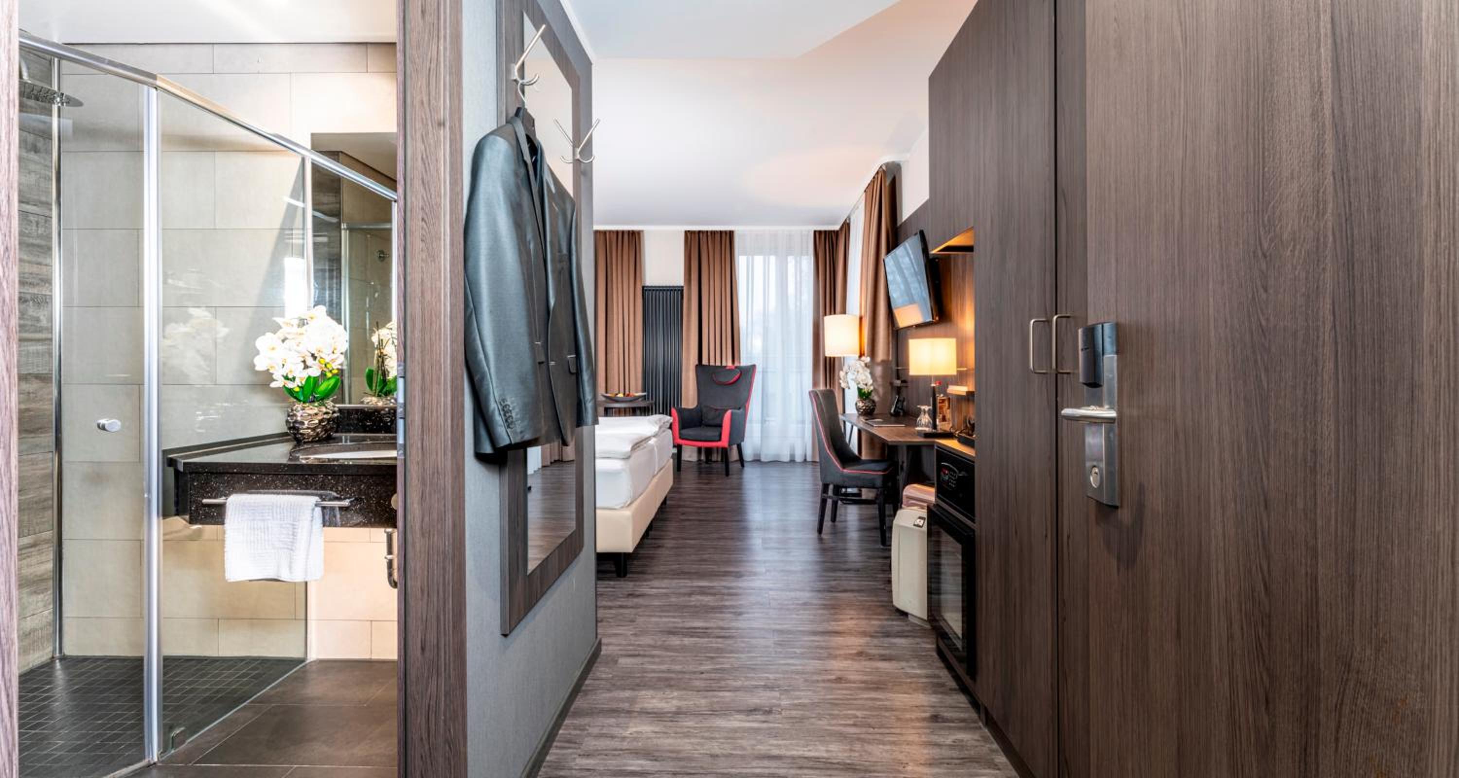 Comfort Double Room - Park Side