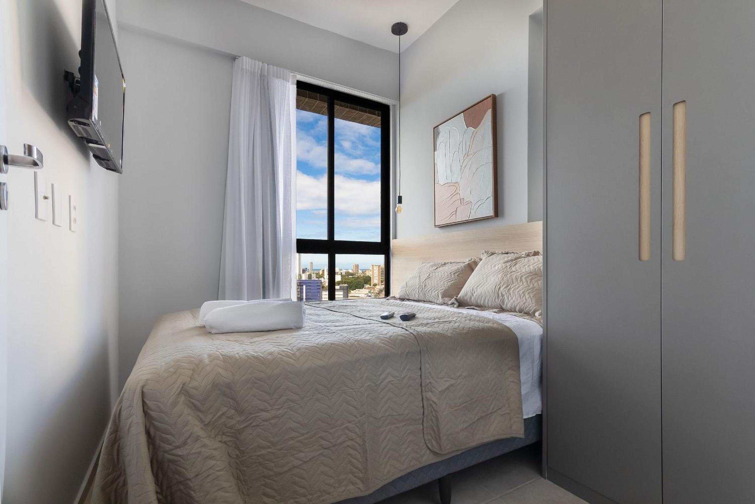 Apartment with City View photo 1