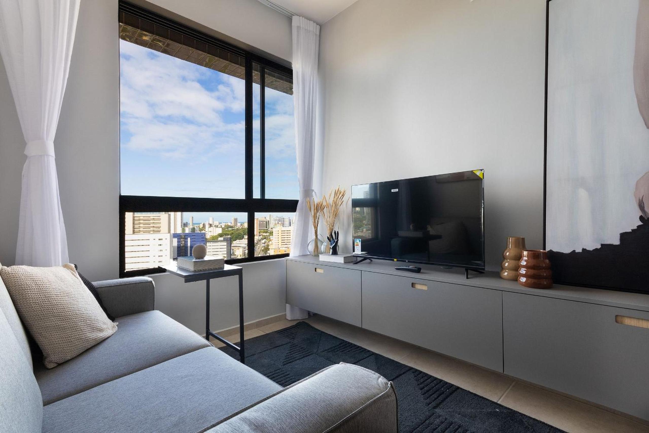 Apartment with City View photo 2