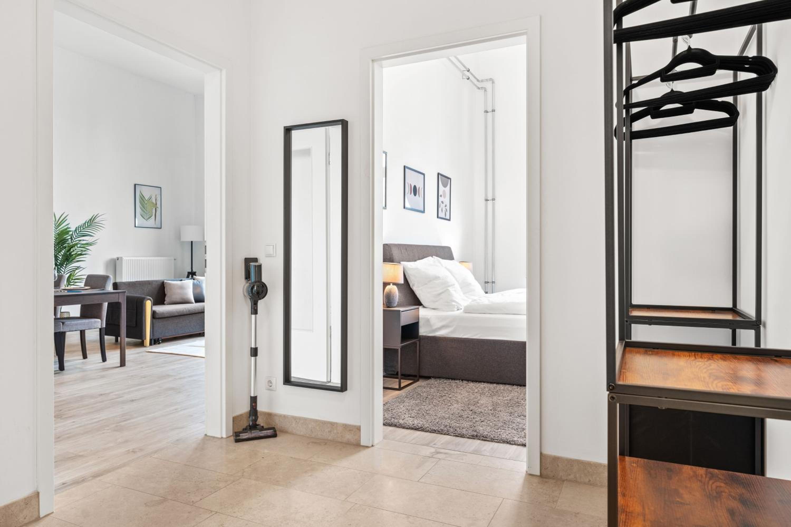Two-Bedroom Apartment with View photo 3