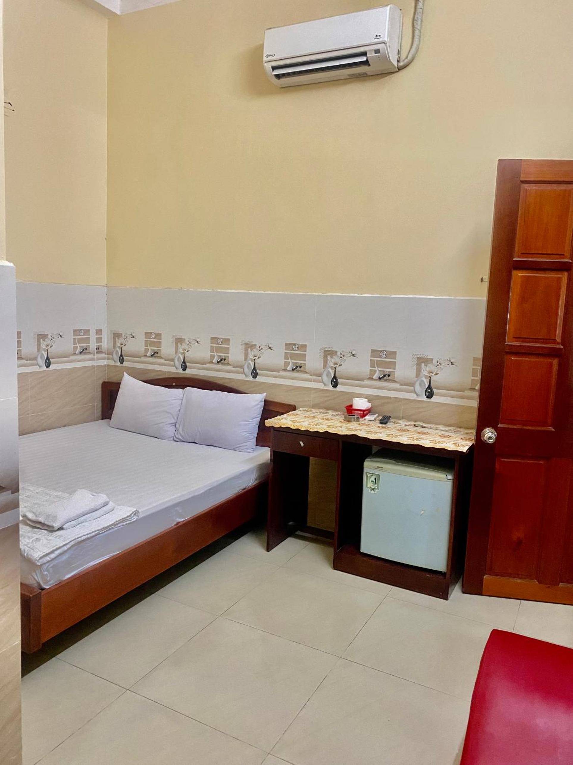 Double Room - Photo 6