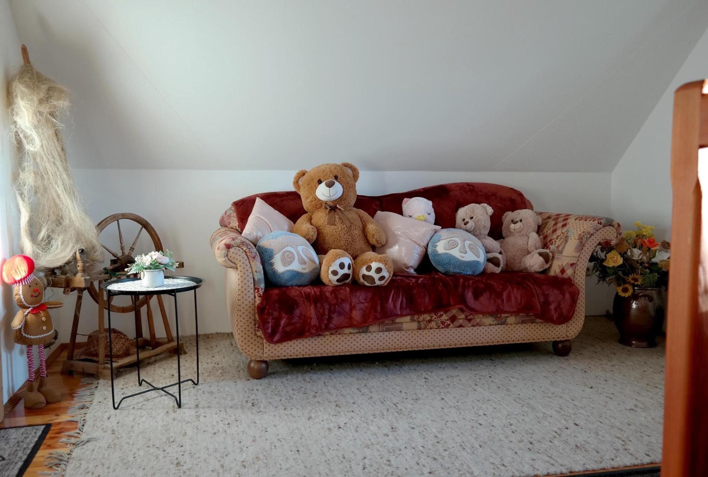 One-Bedroom Apartment photo 2