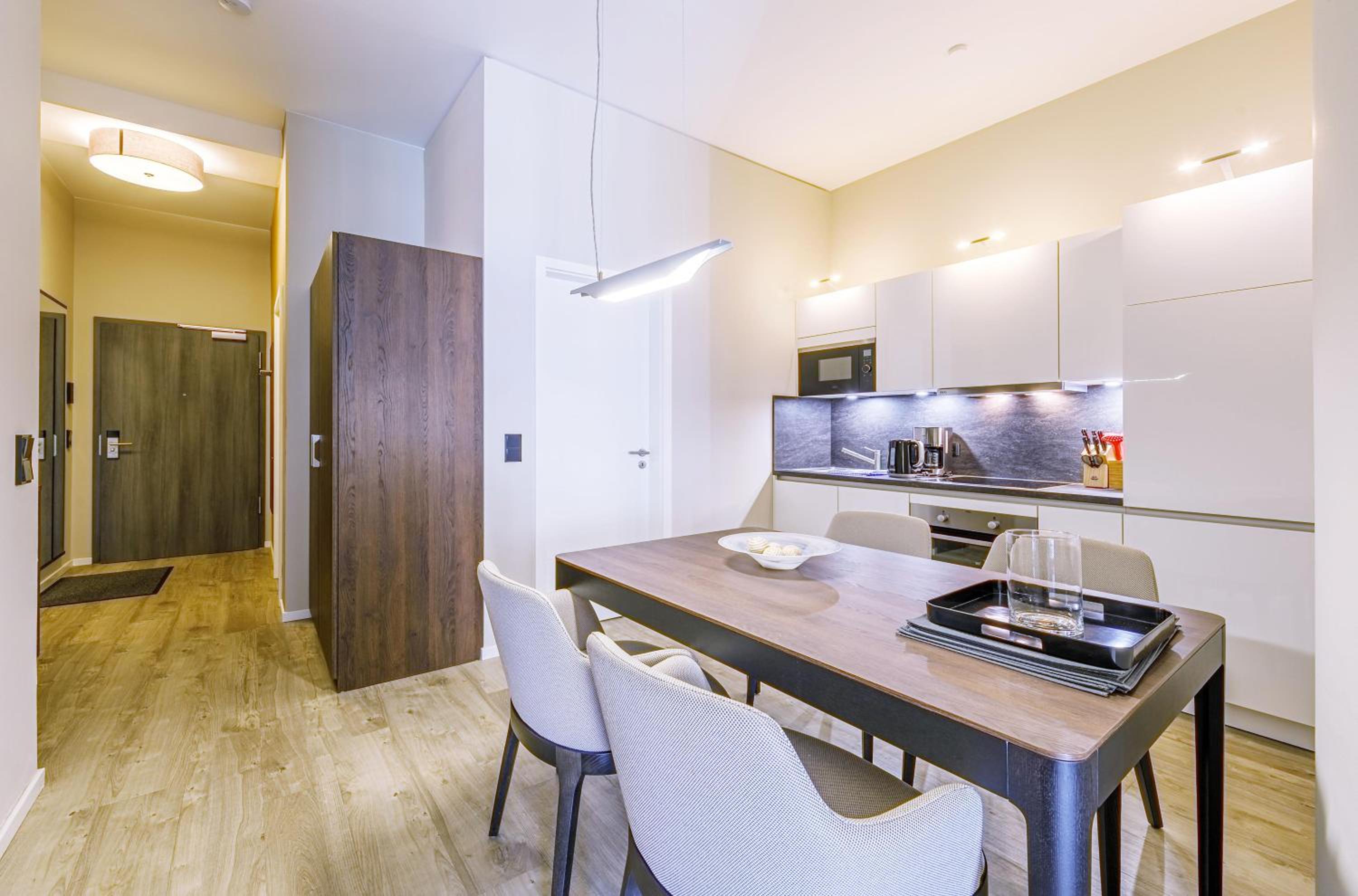 Apartment with Lake View photo 2