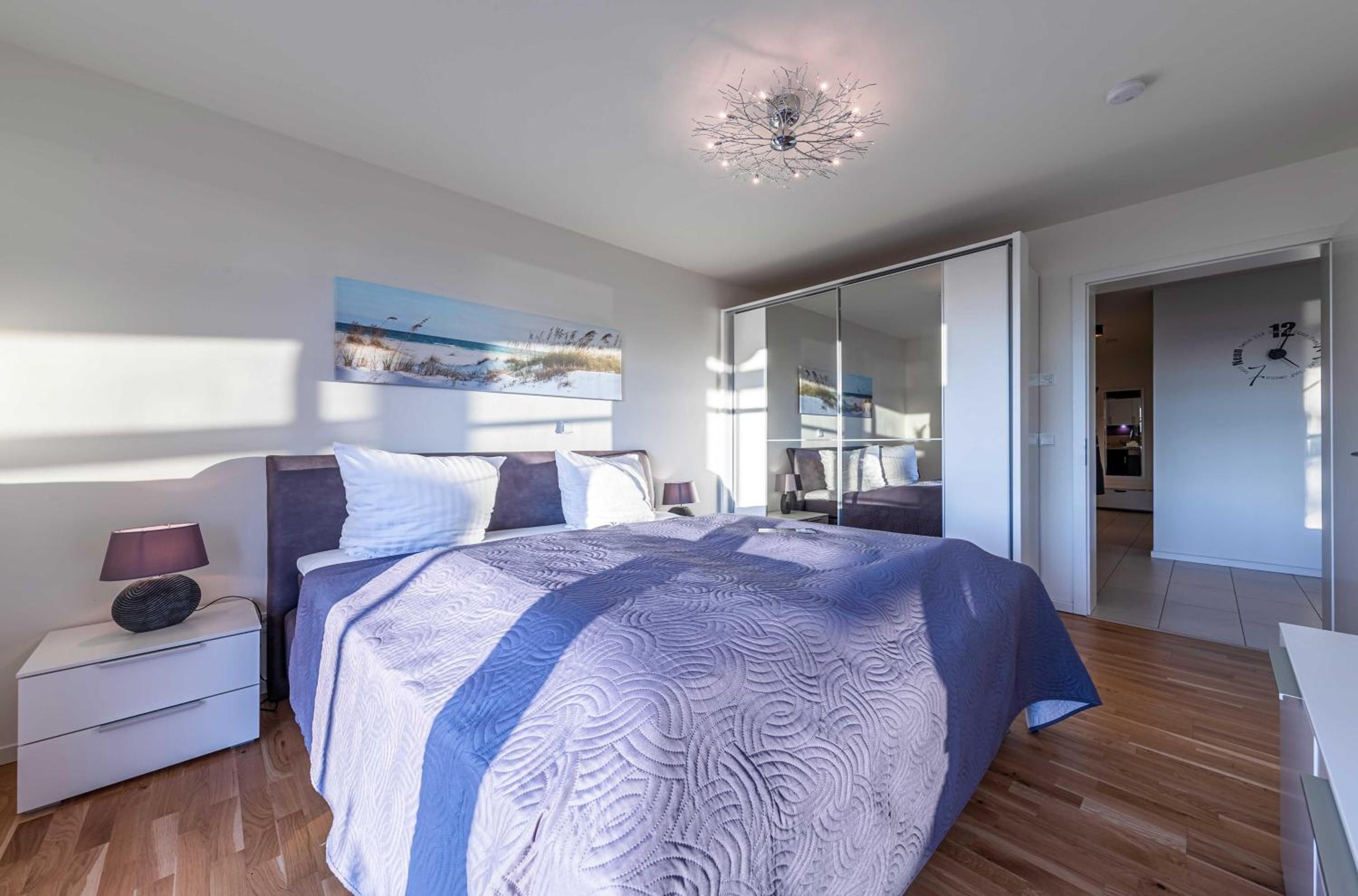 Apartment with Lake View photo 2