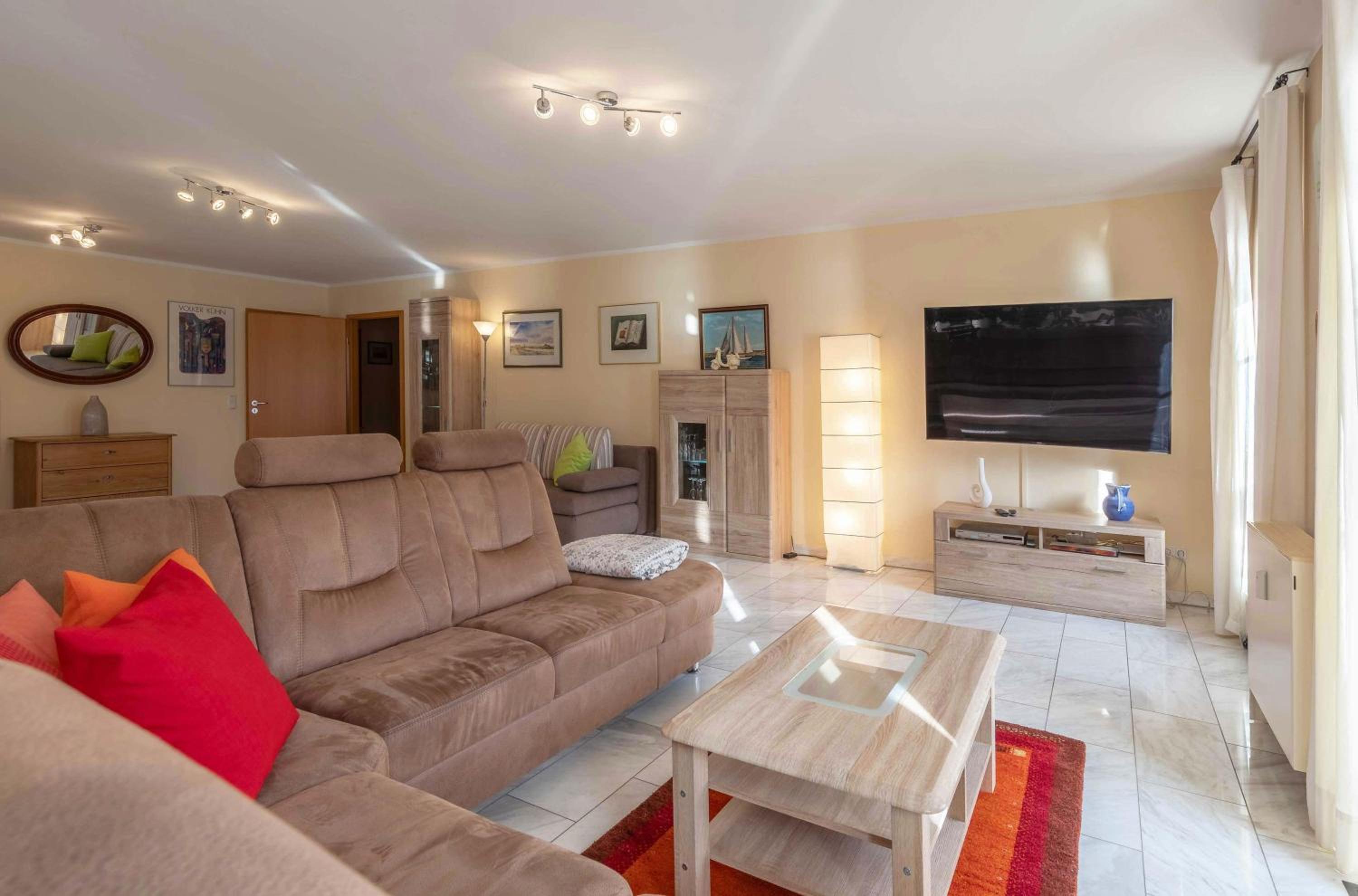 Apartment with Lake View photo 1