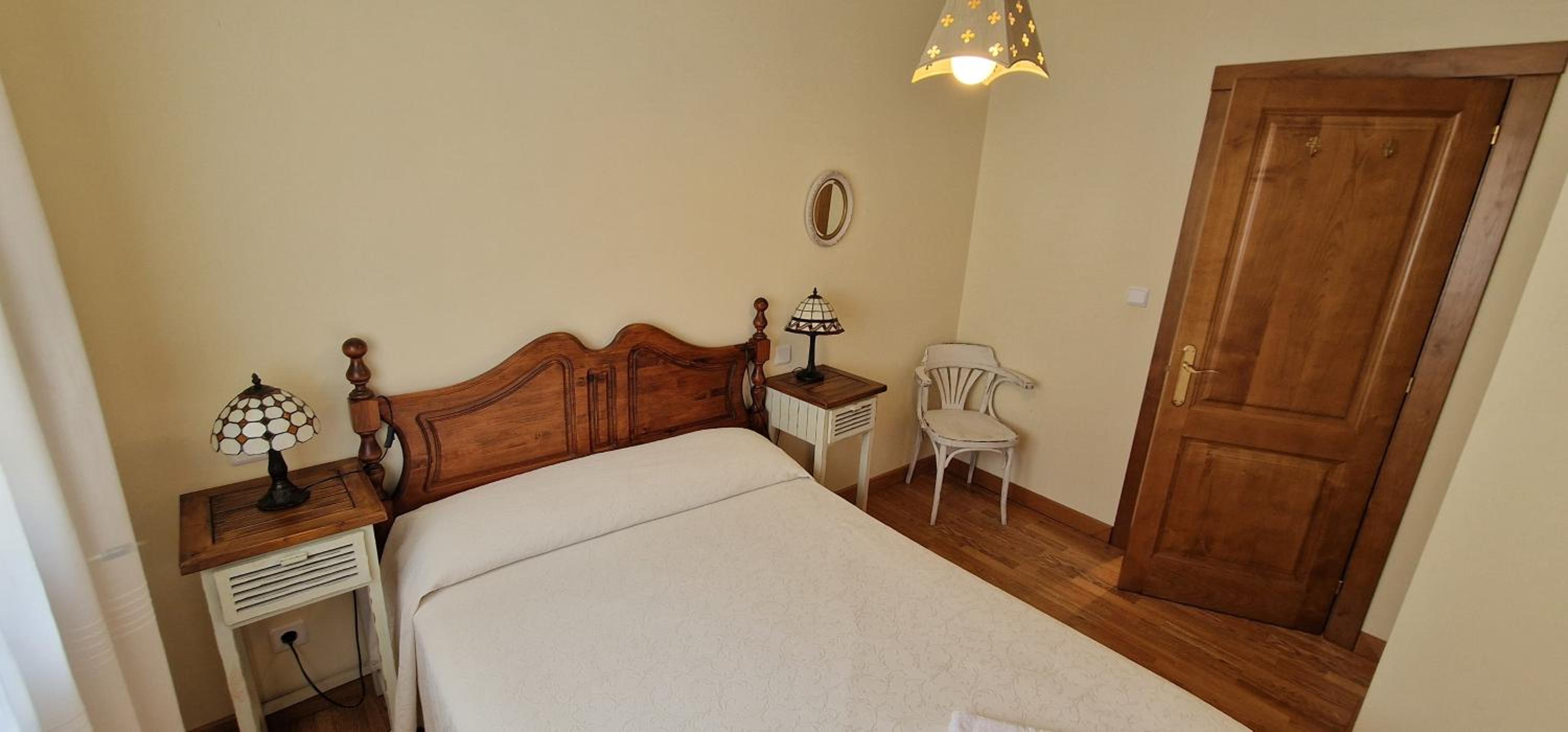 Apartamento de Dos Habitaciones con Terraza