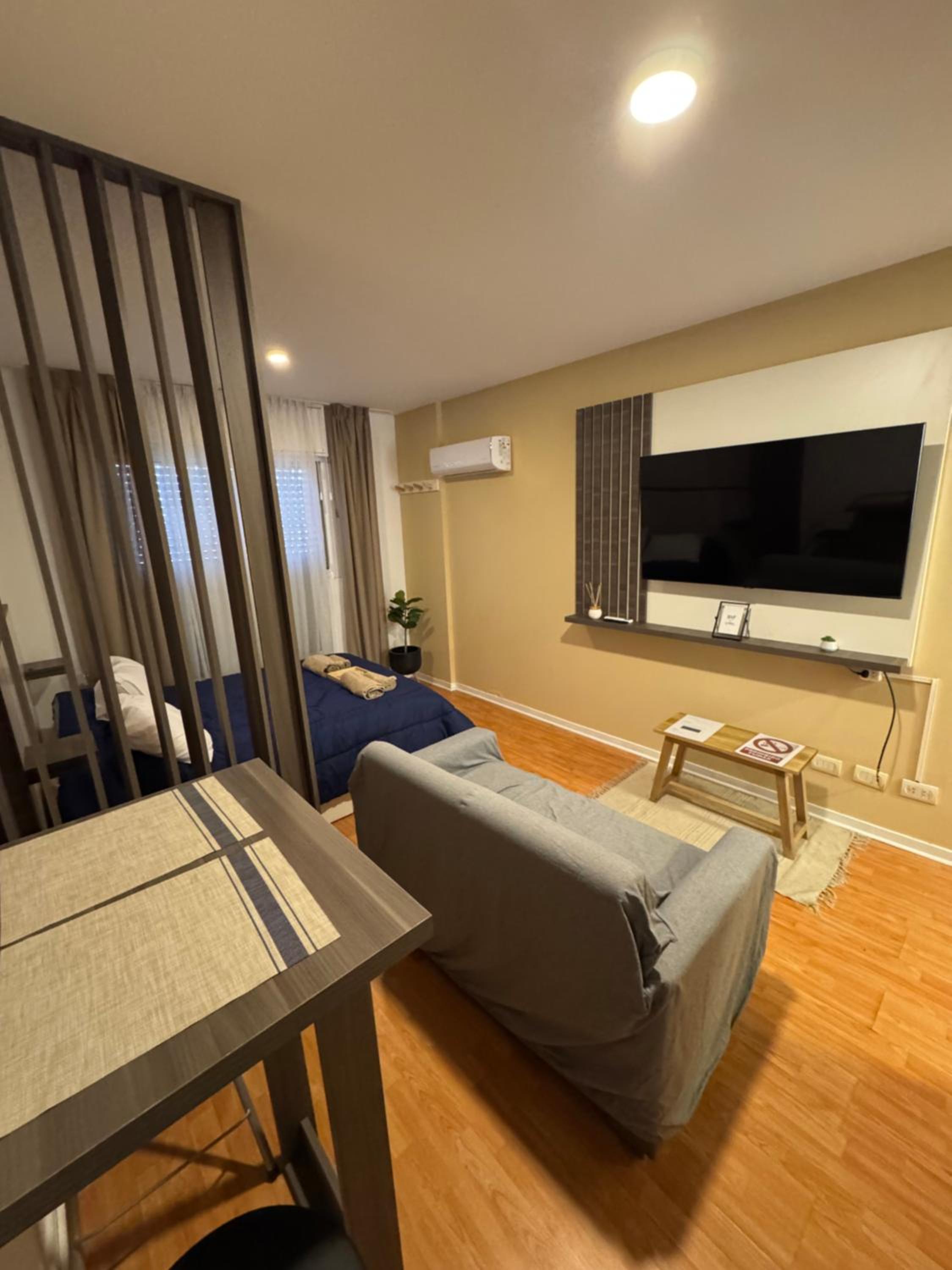 One-Bedroom Apartment photo 3