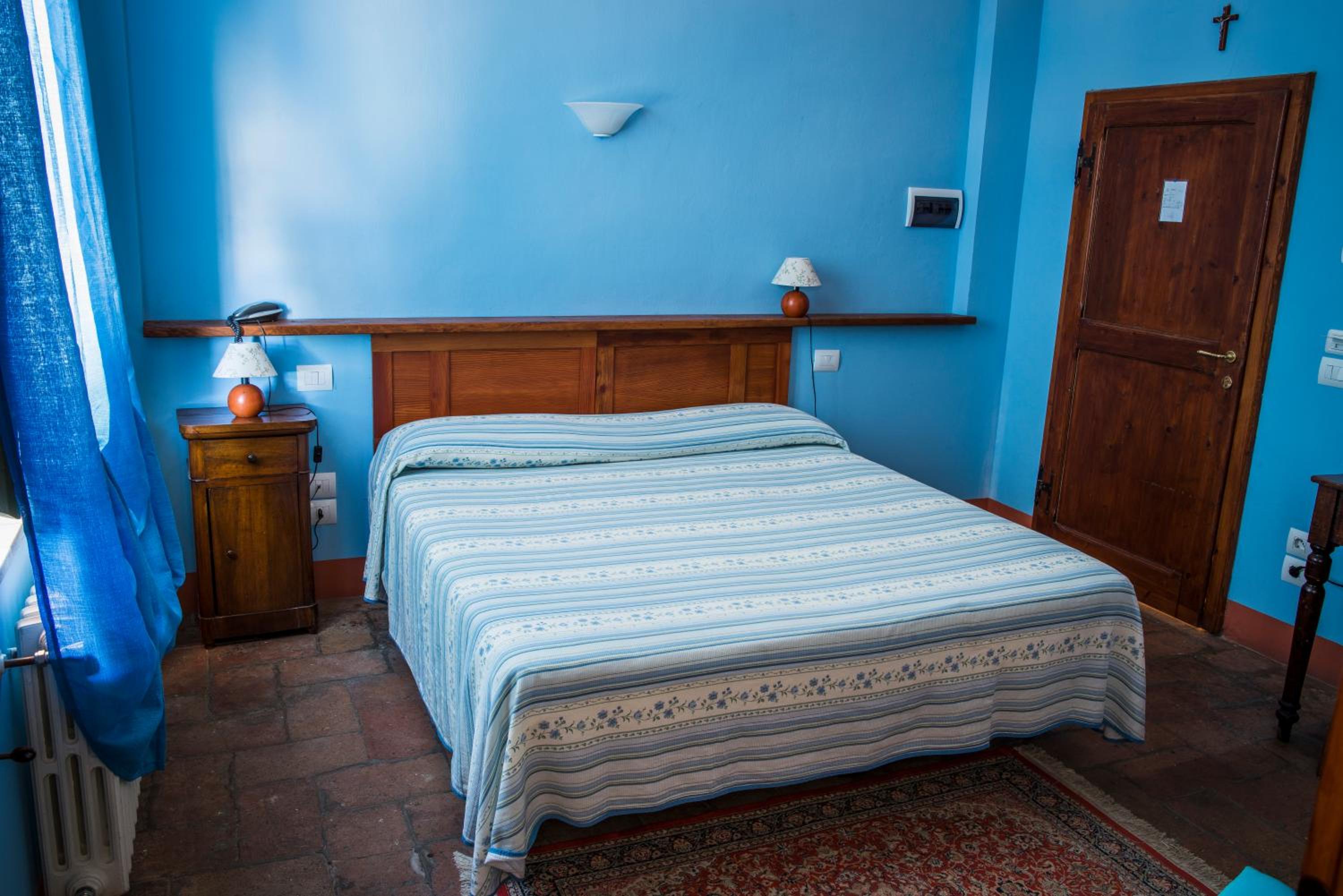 Double Room - Photo 1