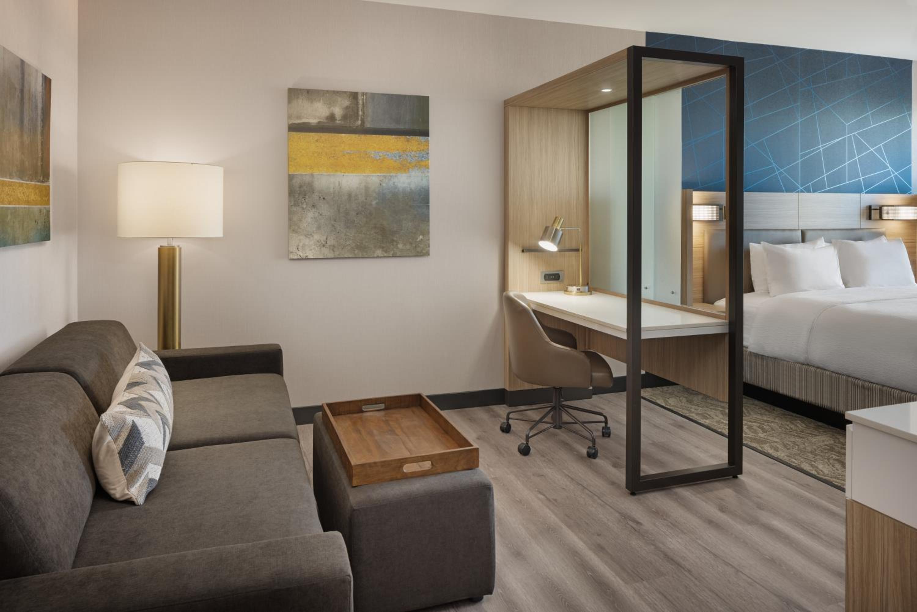 Queen Suite with Two Queen Beds and Sofa Bed photo 1