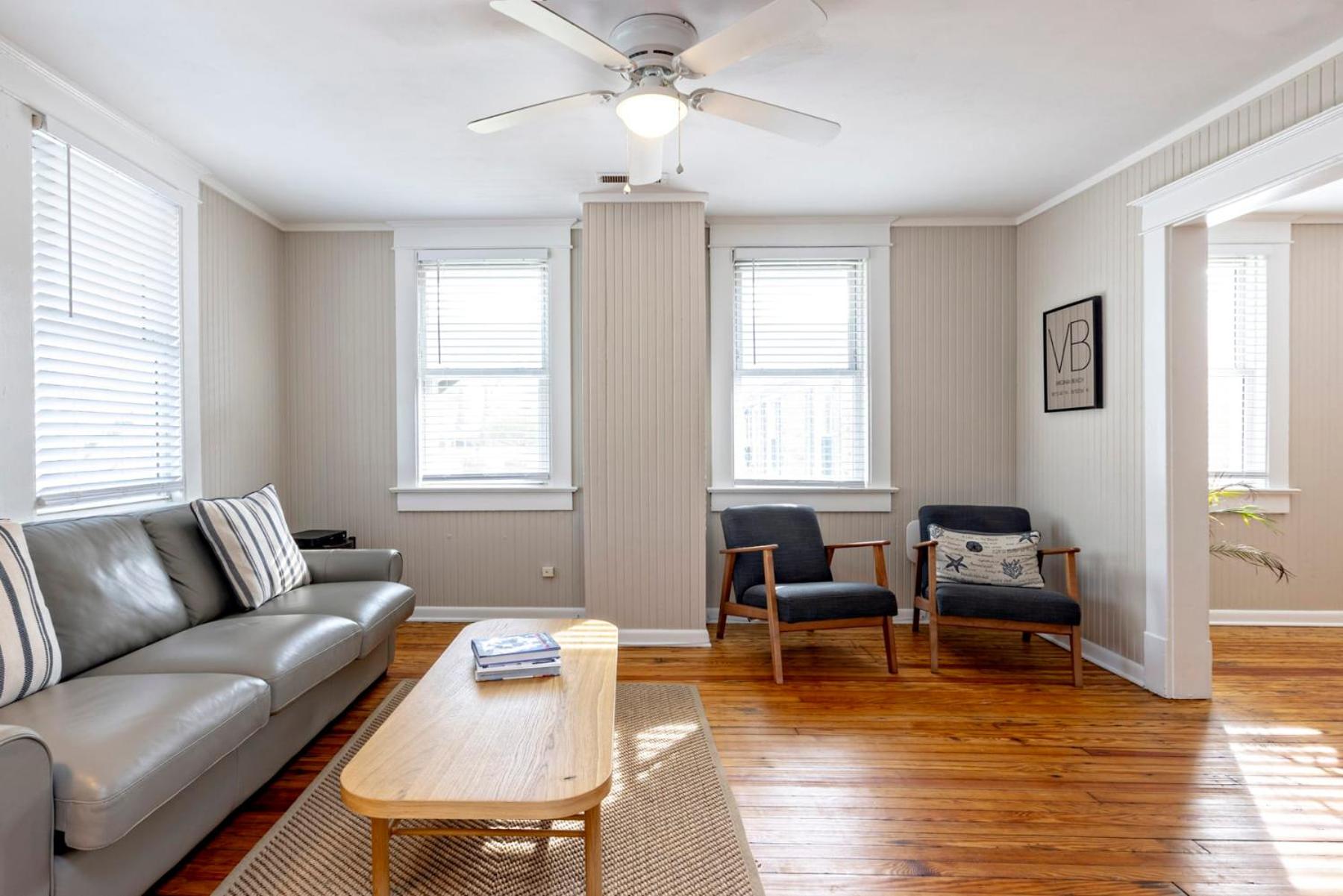 Family Room photo 1