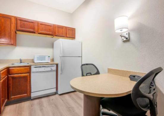 One Bedroom Suite with 2 Double Beds - Non-Smoking - Photo 7