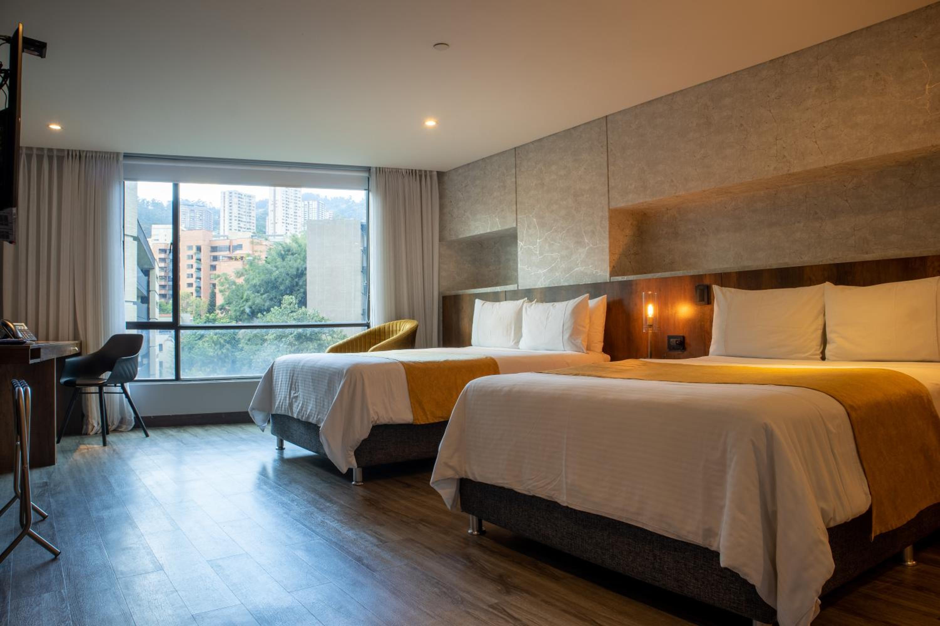 Superior Double Room with Two Double Beds photo 3
