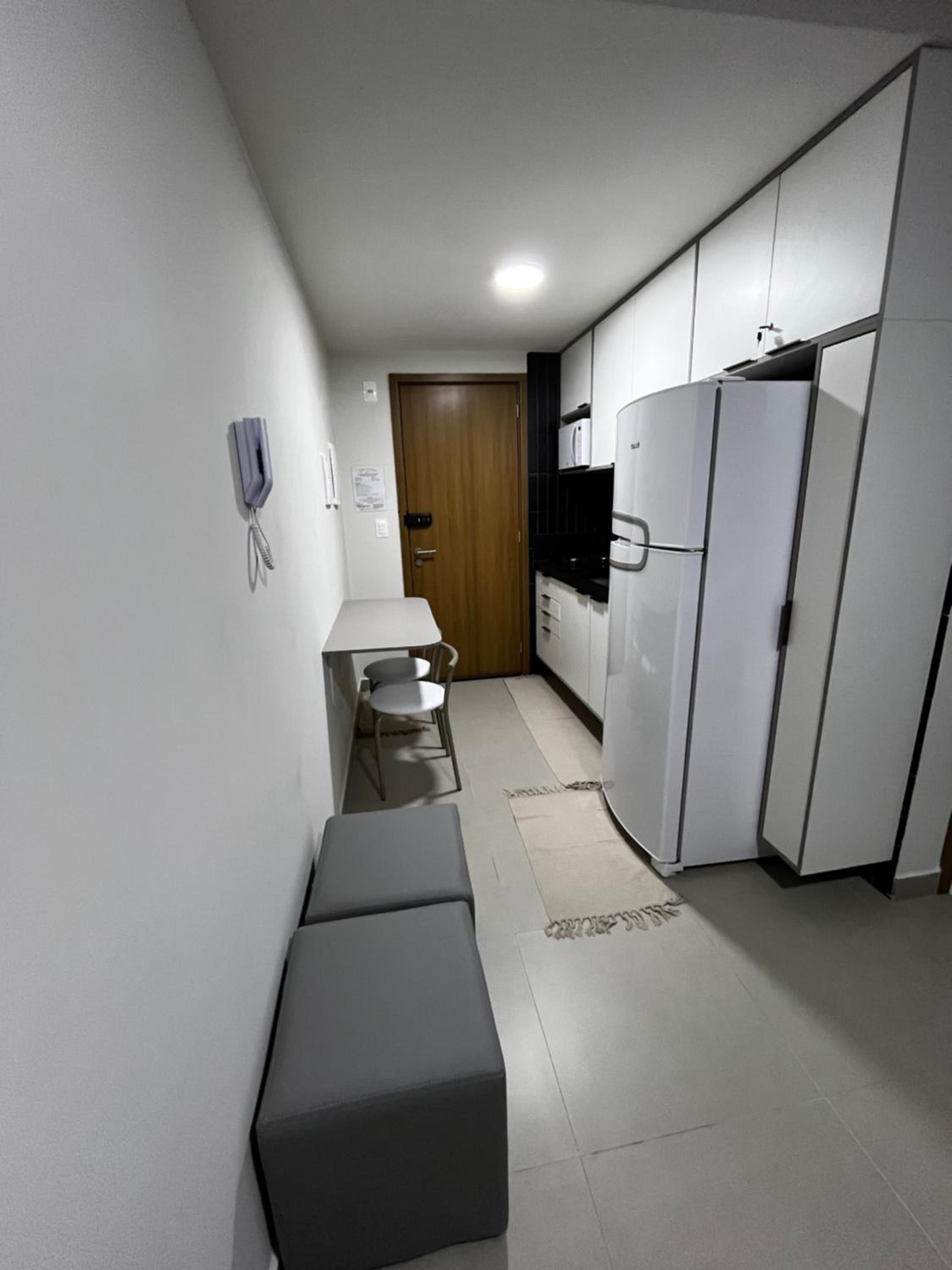 One-Bedroom Apartment photo 2