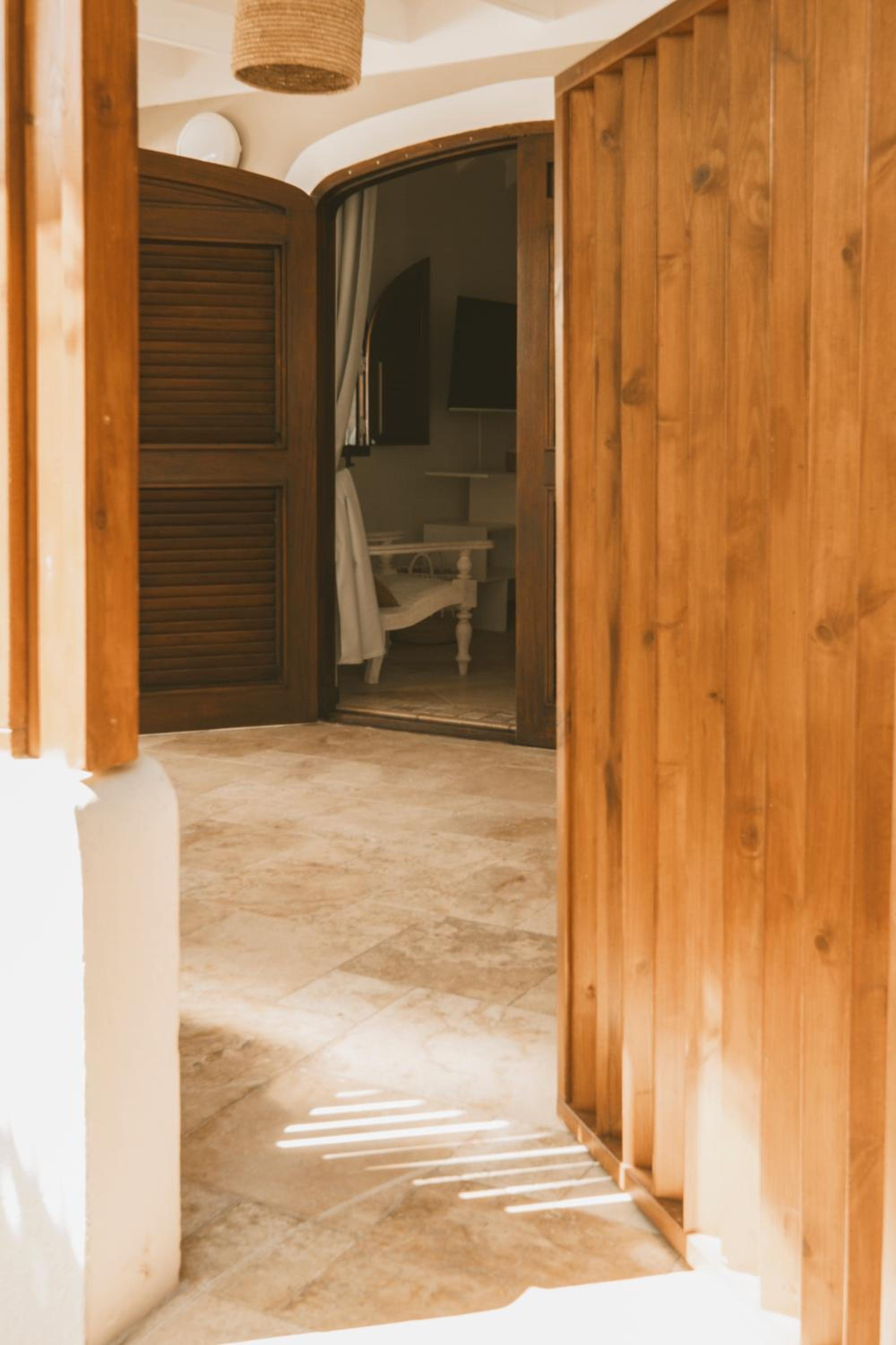 Deluxe Suite - Photo 1