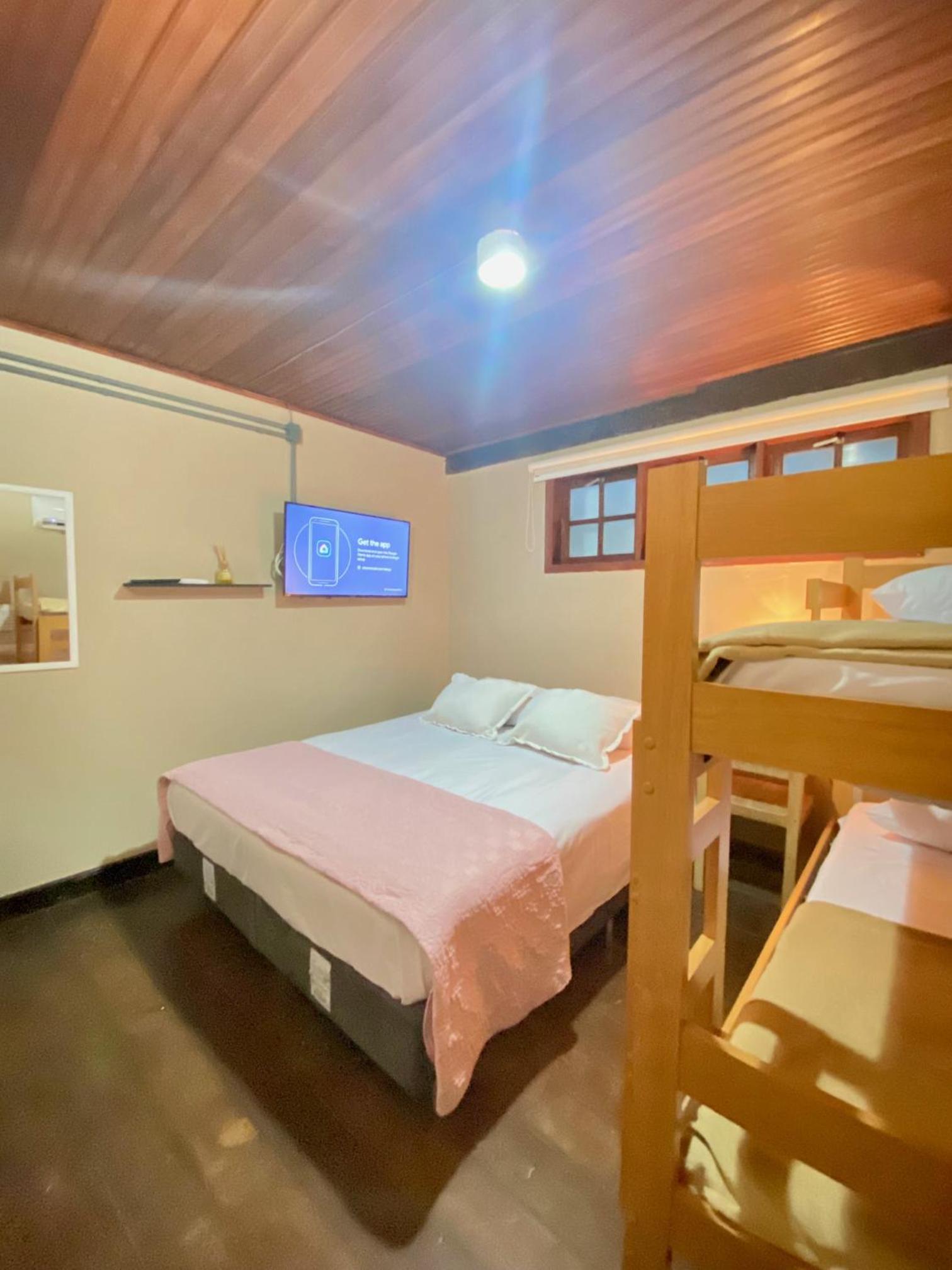 Quadruple Room with Private External Bathroom