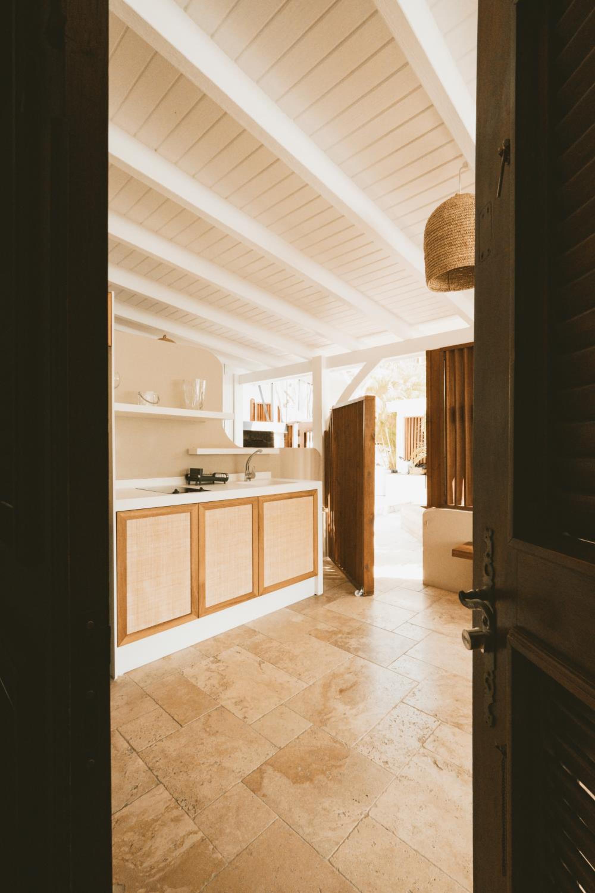 Deluxe Suite - Photo 4