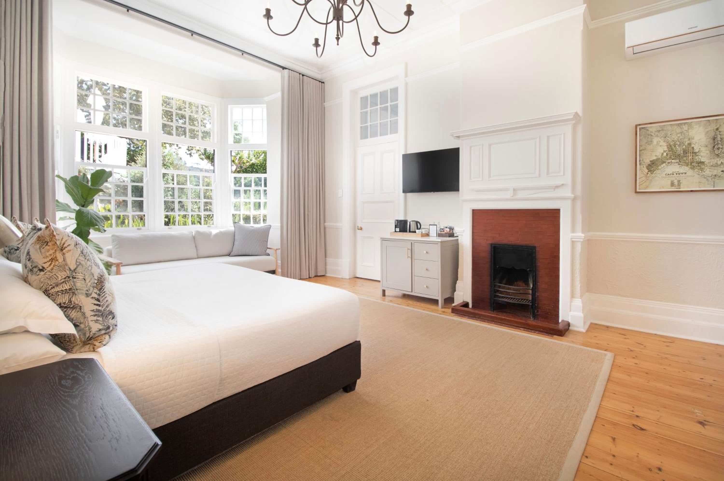 Superior King Room photo 2