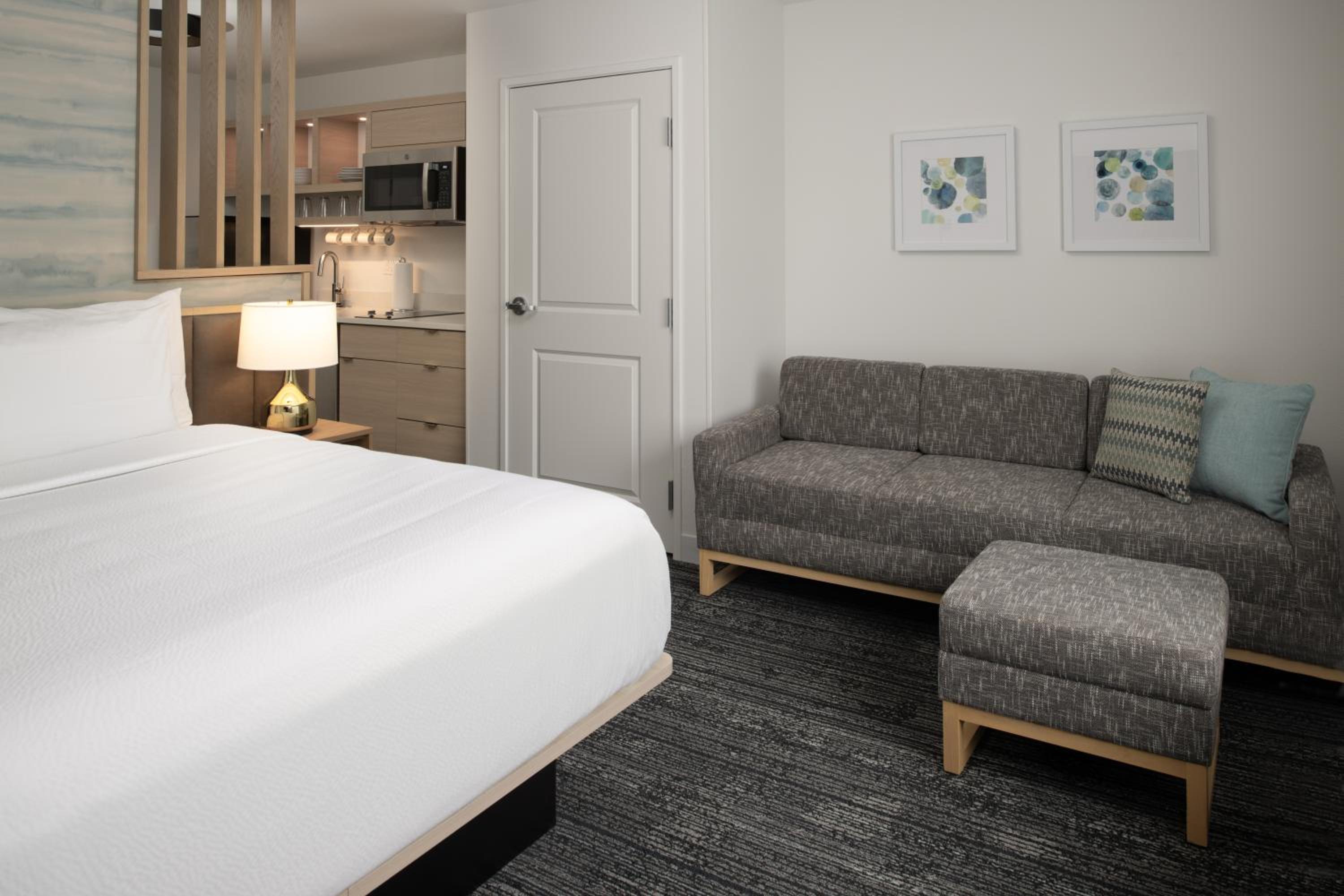 King Studio Suite with Sofa Bed - Hearing Accessible