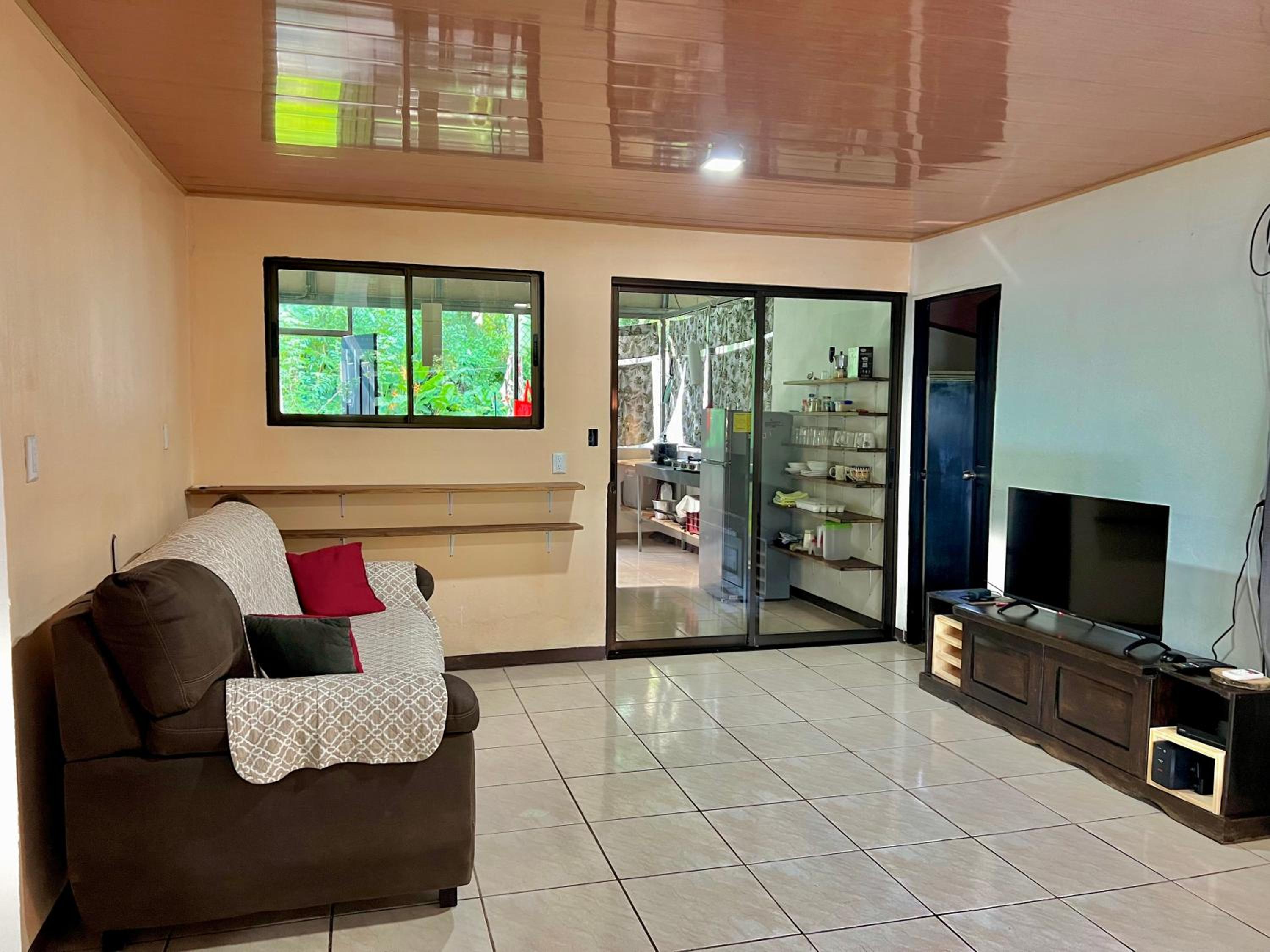 Four-Bedroom House photo 2