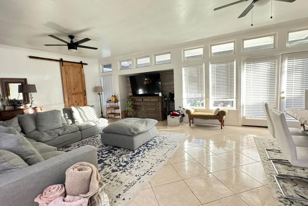 Four-Bedroom House photo 1