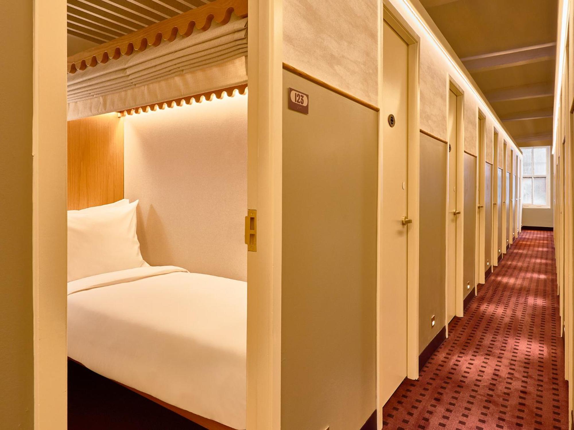 Premium Cozy Sleeper Cabin  photo 2