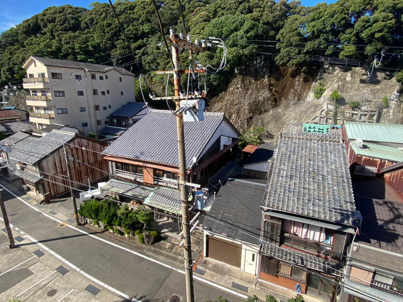 Japanese-style Room with 8 Tatami (Road Side) - Non-Smoking         photo 2