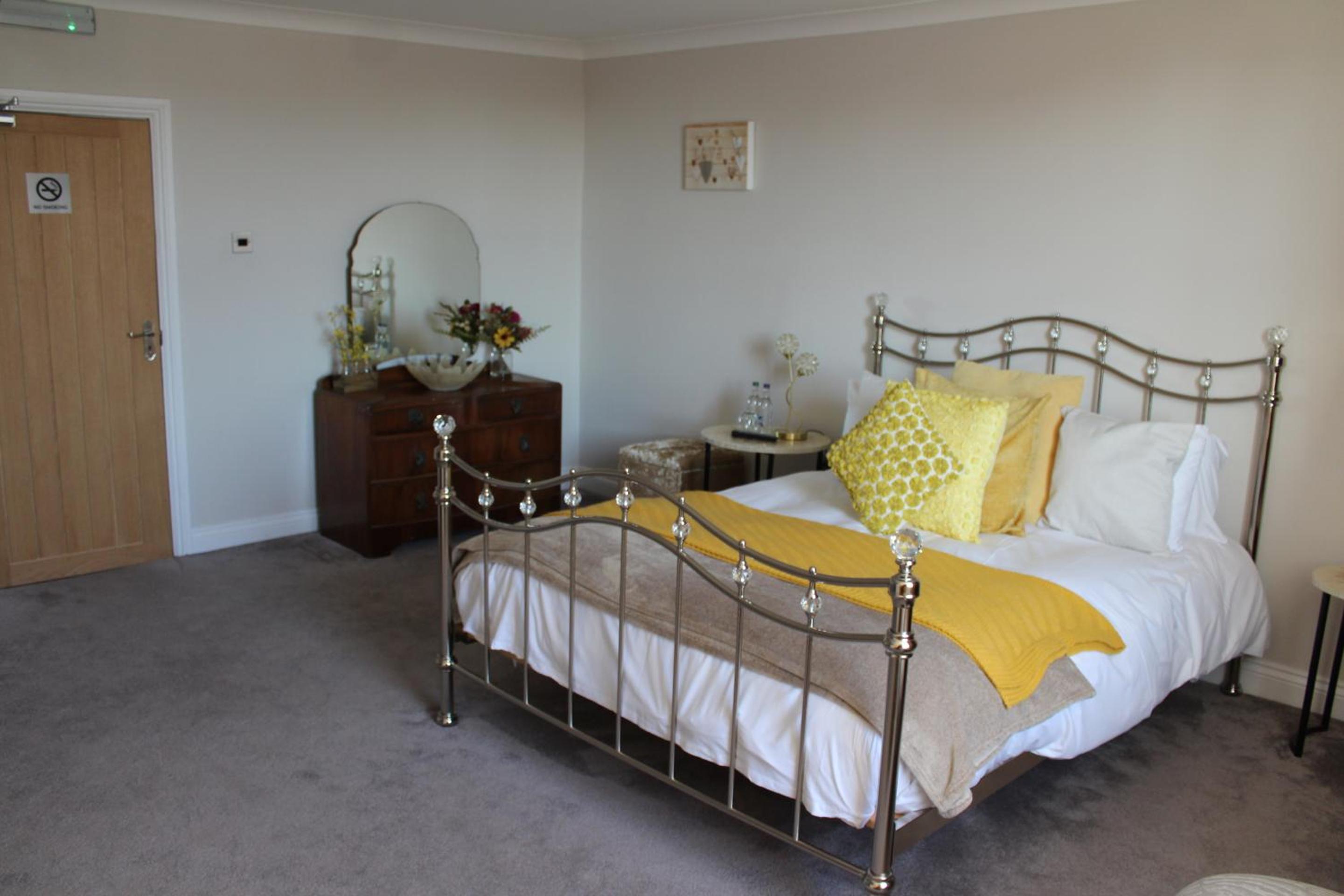 Superior King Room photo 2