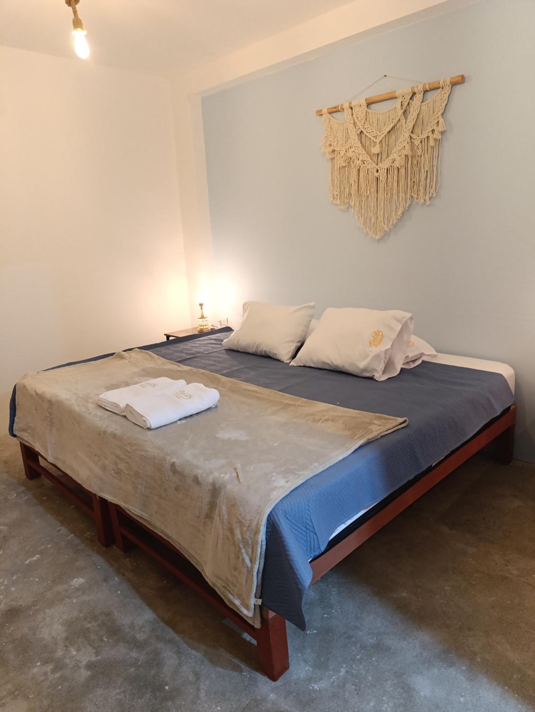 Large Single Room photo 2