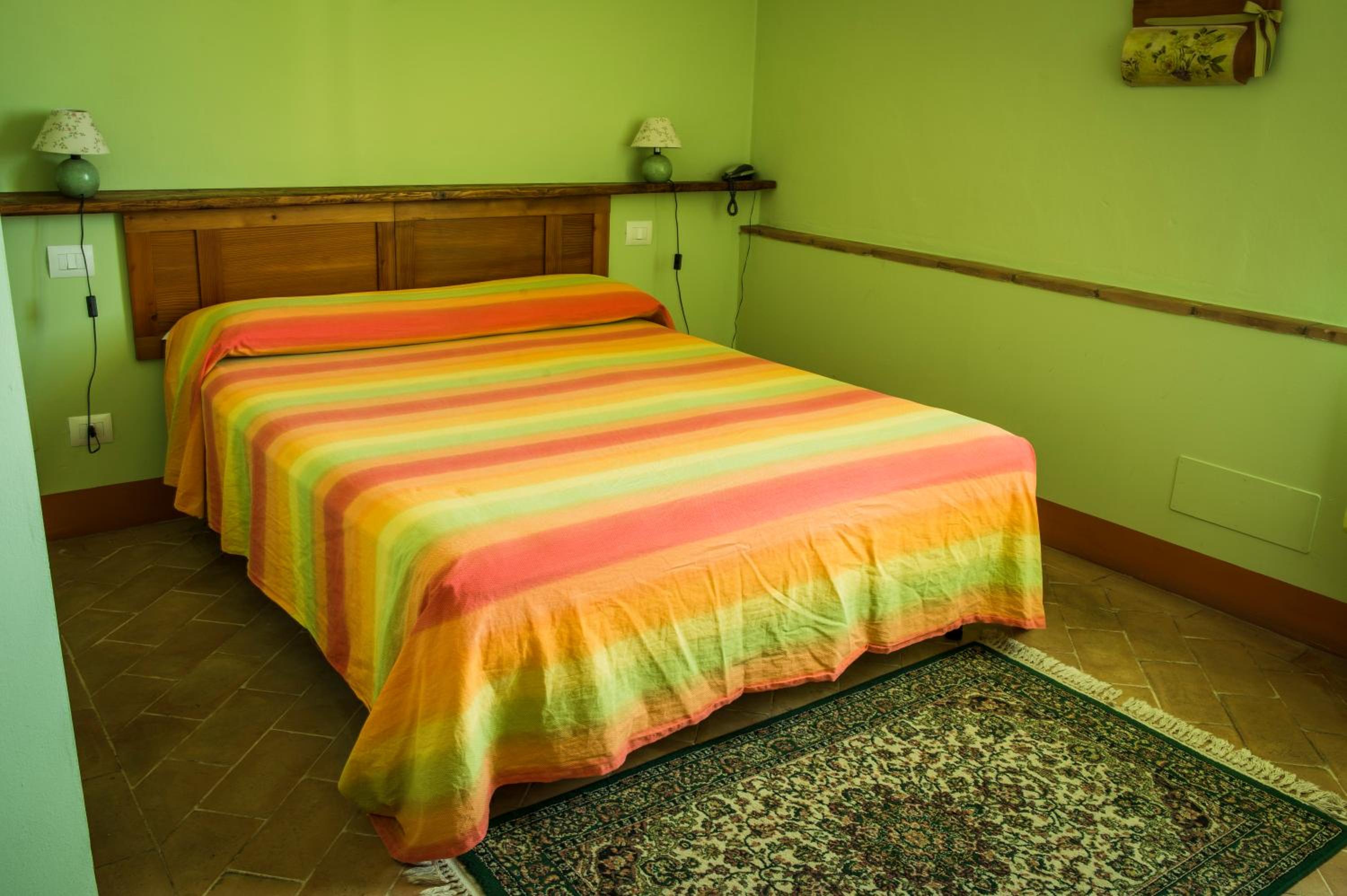 Double Room - Photo 2