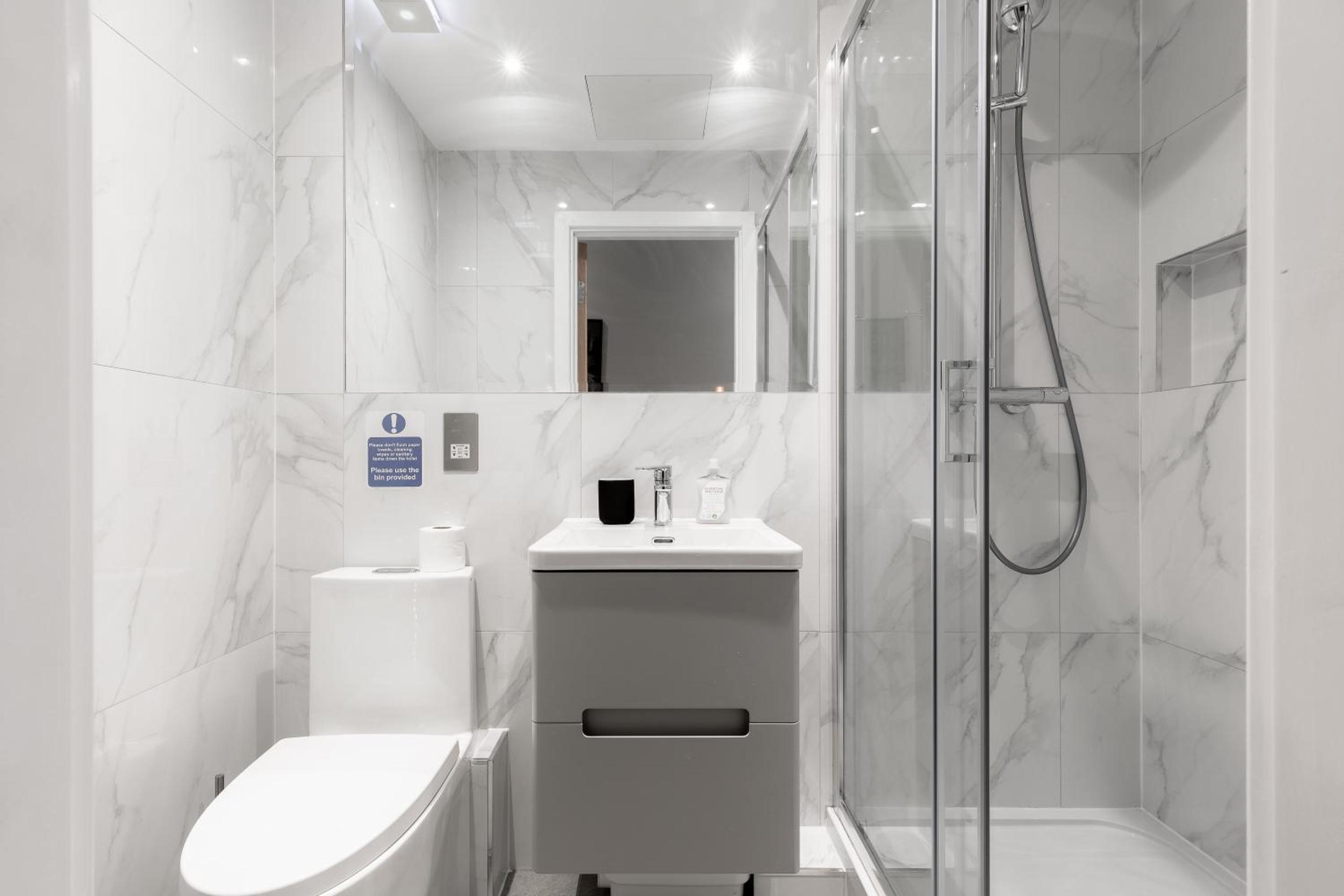 Superior Triple Room photo 3