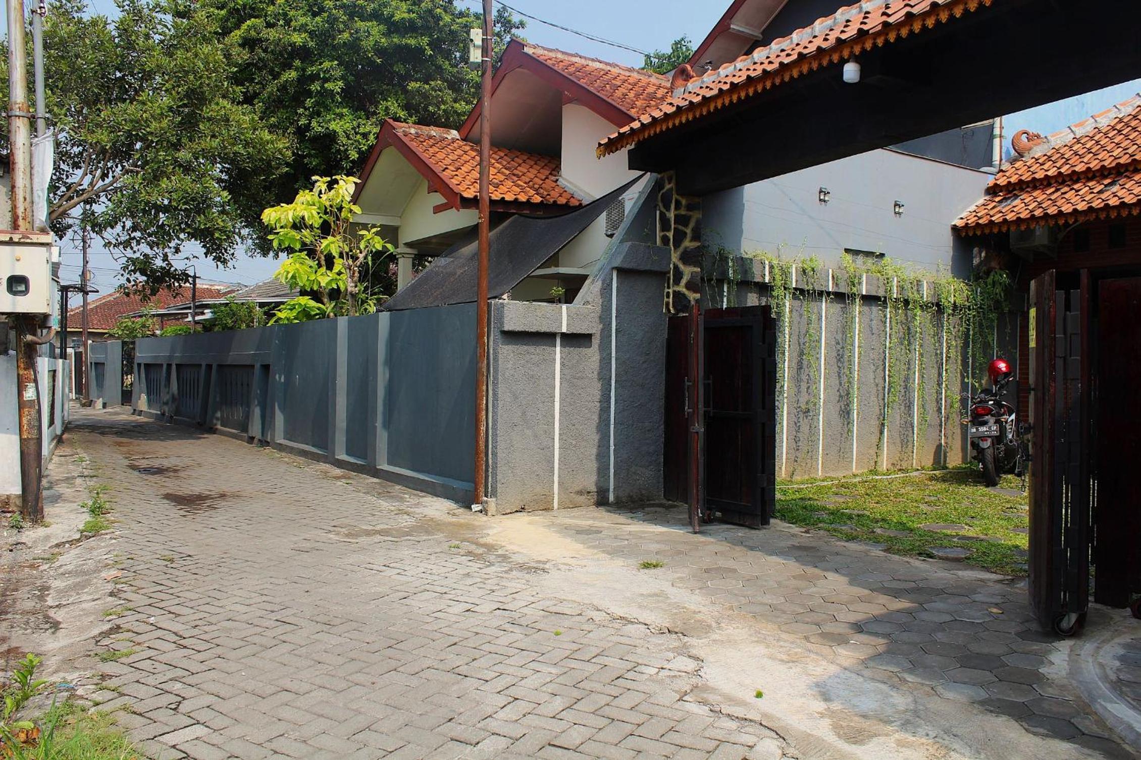 Villa photo 3