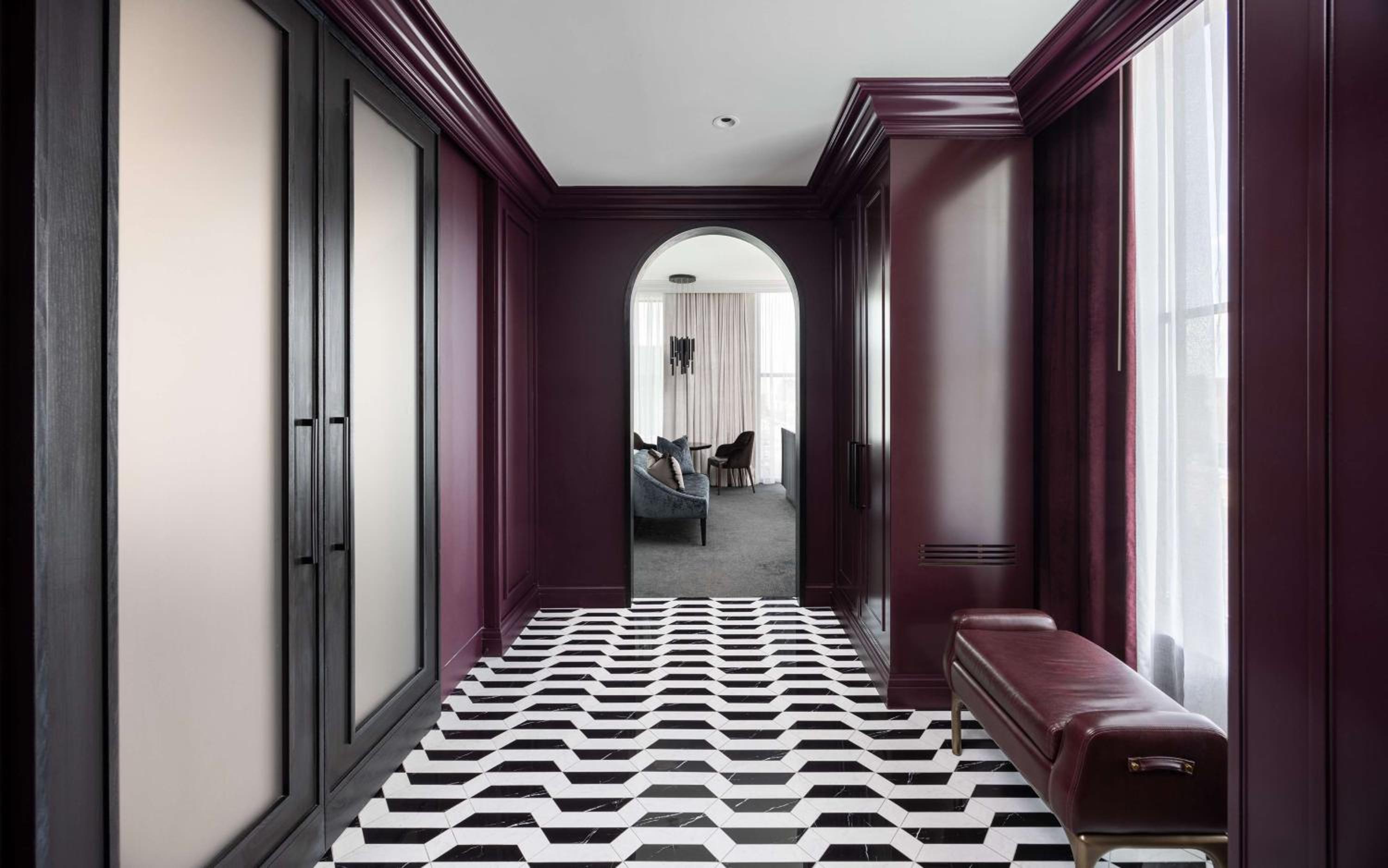 Corner King Room - Photo 2