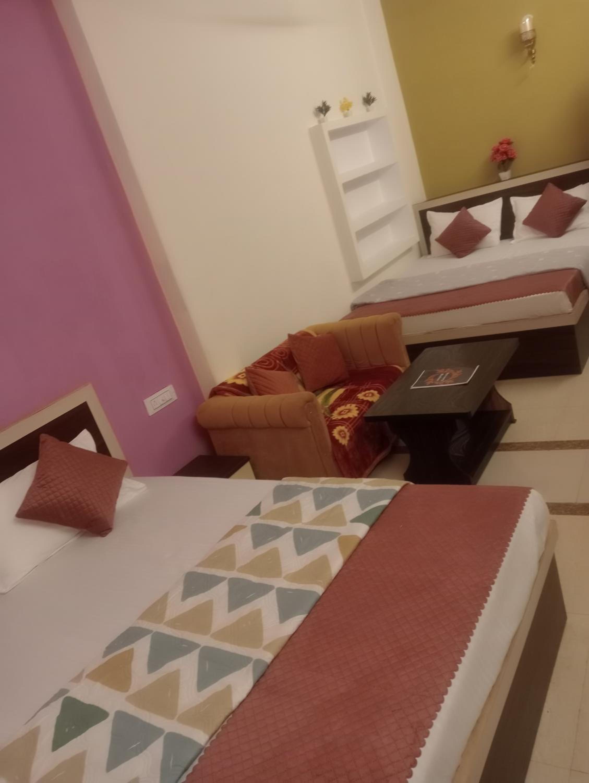 Deluxe Double Room photo 3