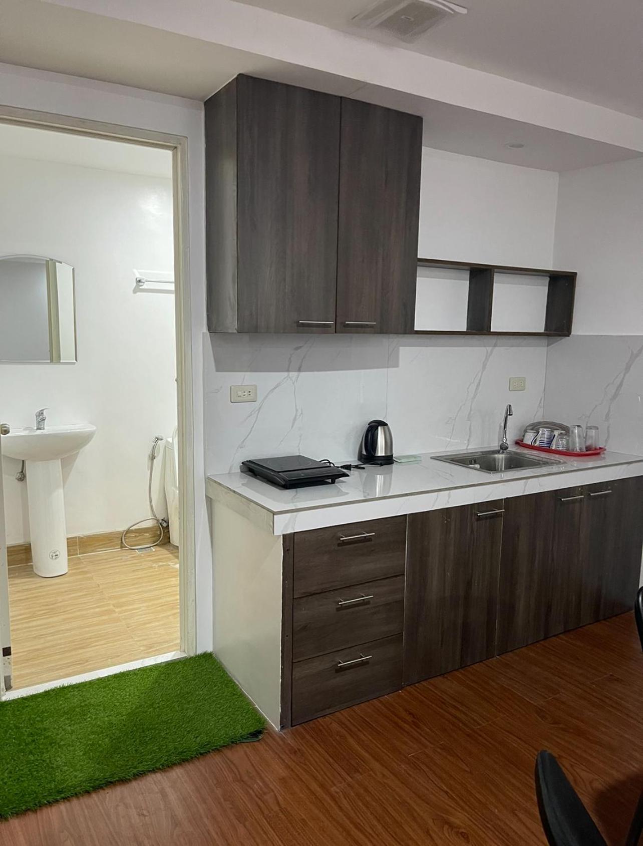 One-Bedroom House photo 2