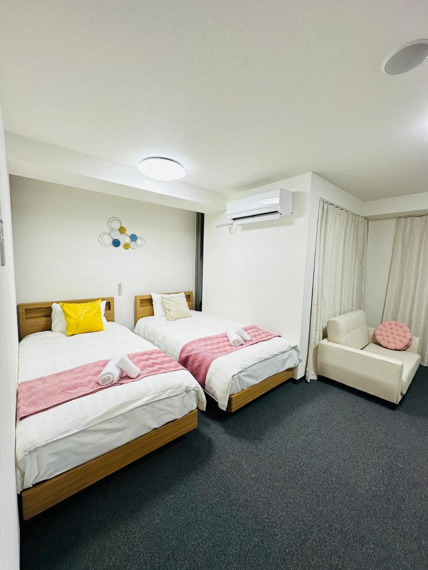 Standard Twin Room