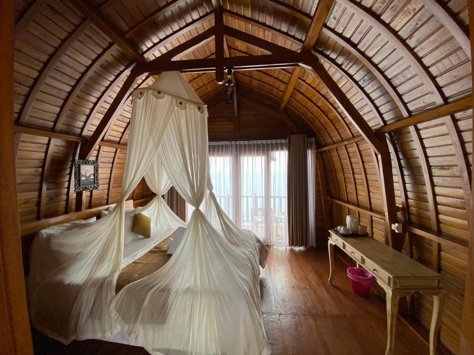 Double Room with Sea View - Photo 16