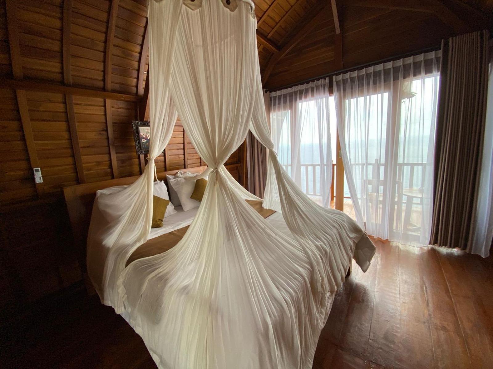 Double Room with Sea View - Photo 15
